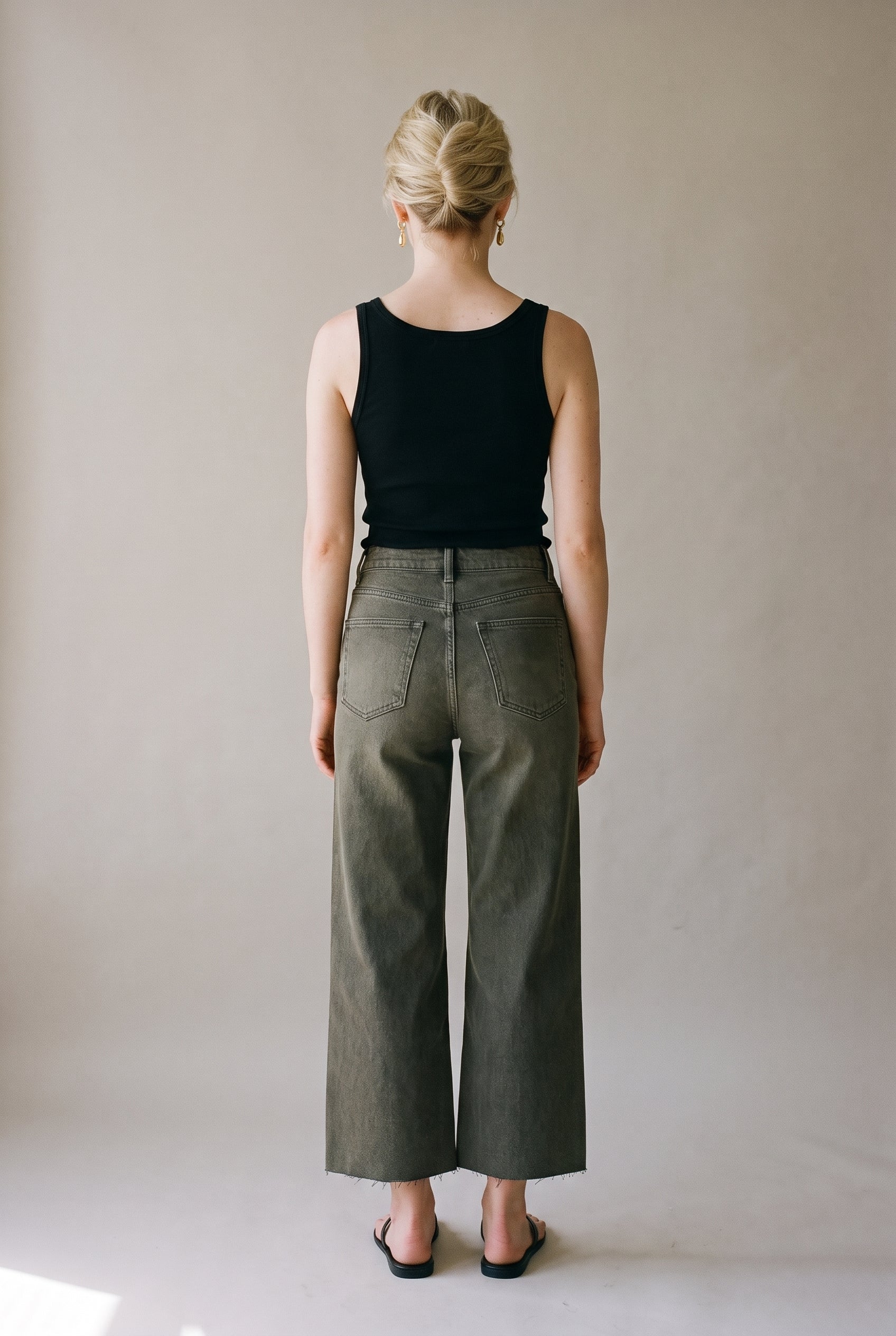Pantalon en jean à jambes larges, vert olive délavé