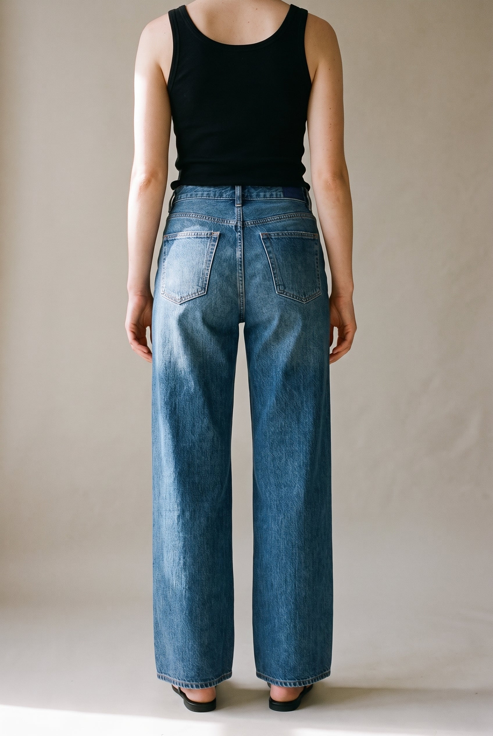 La structure des jeans Wave à jambes larges