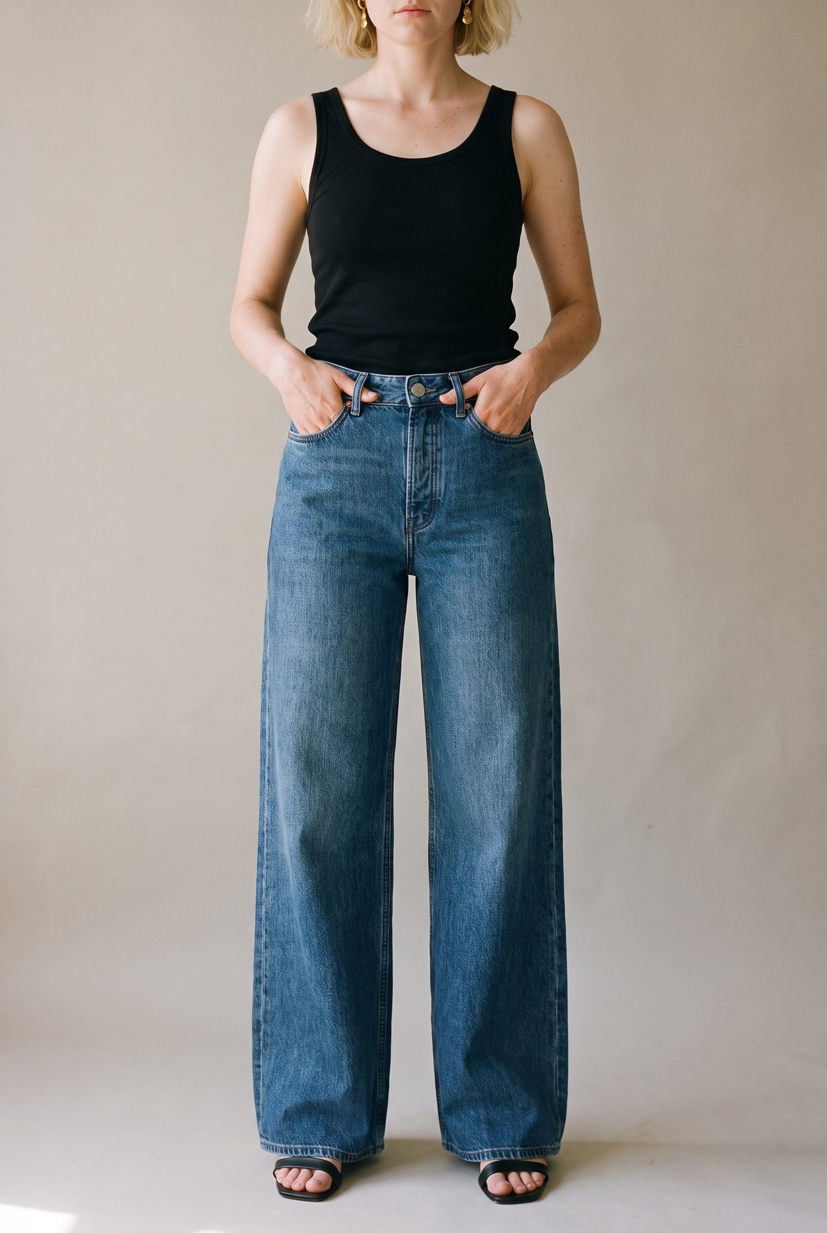 La structure des jeans Wave à jambes larges