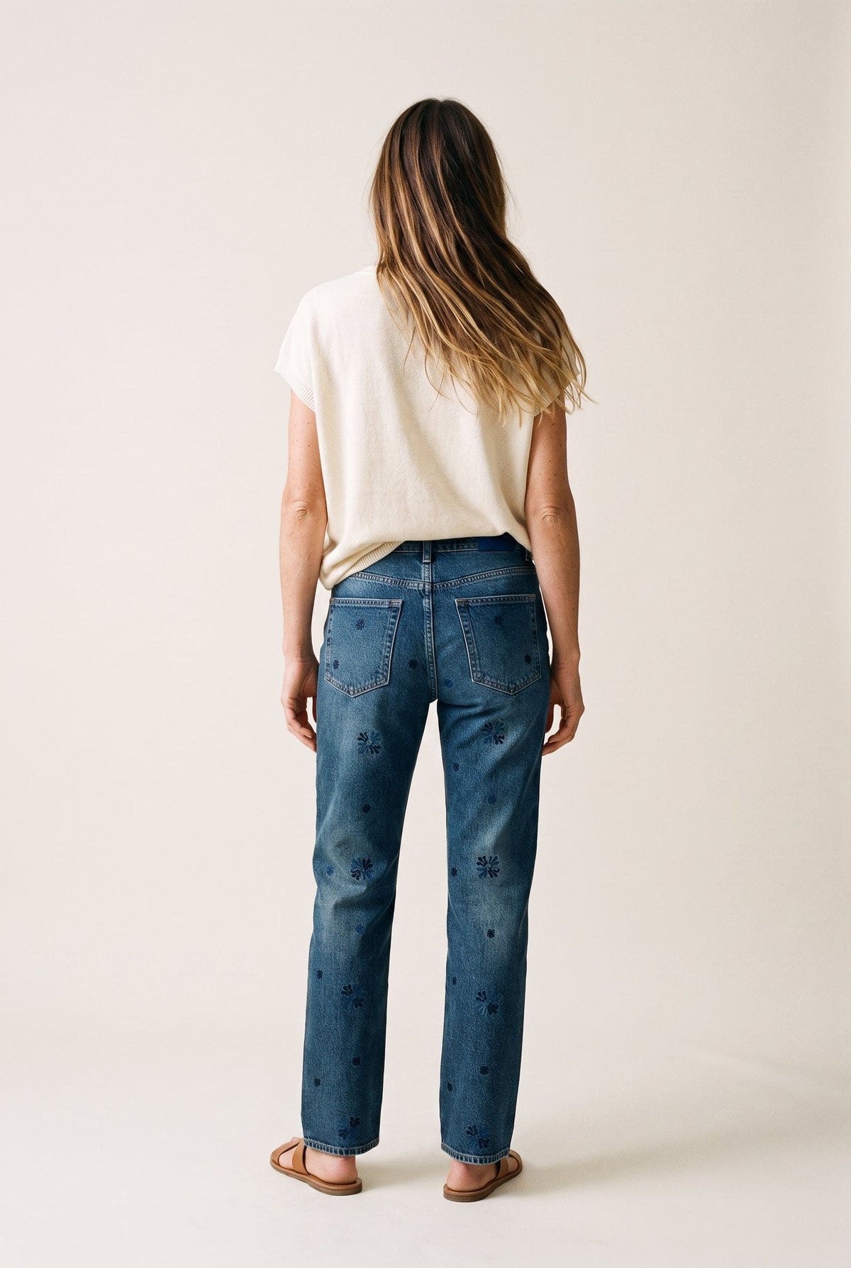 The Sky High Rise Straight — V Scotch & Soda
