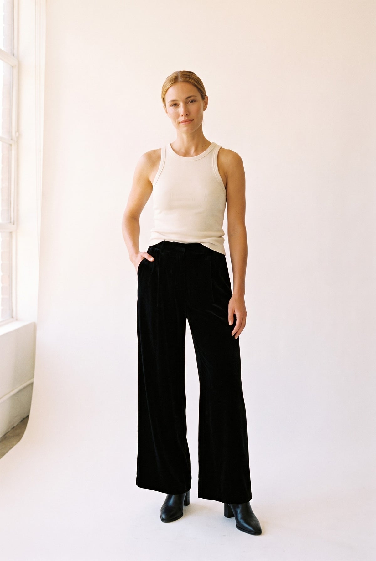 Molly Bracken Velvet Trouser — 064689
