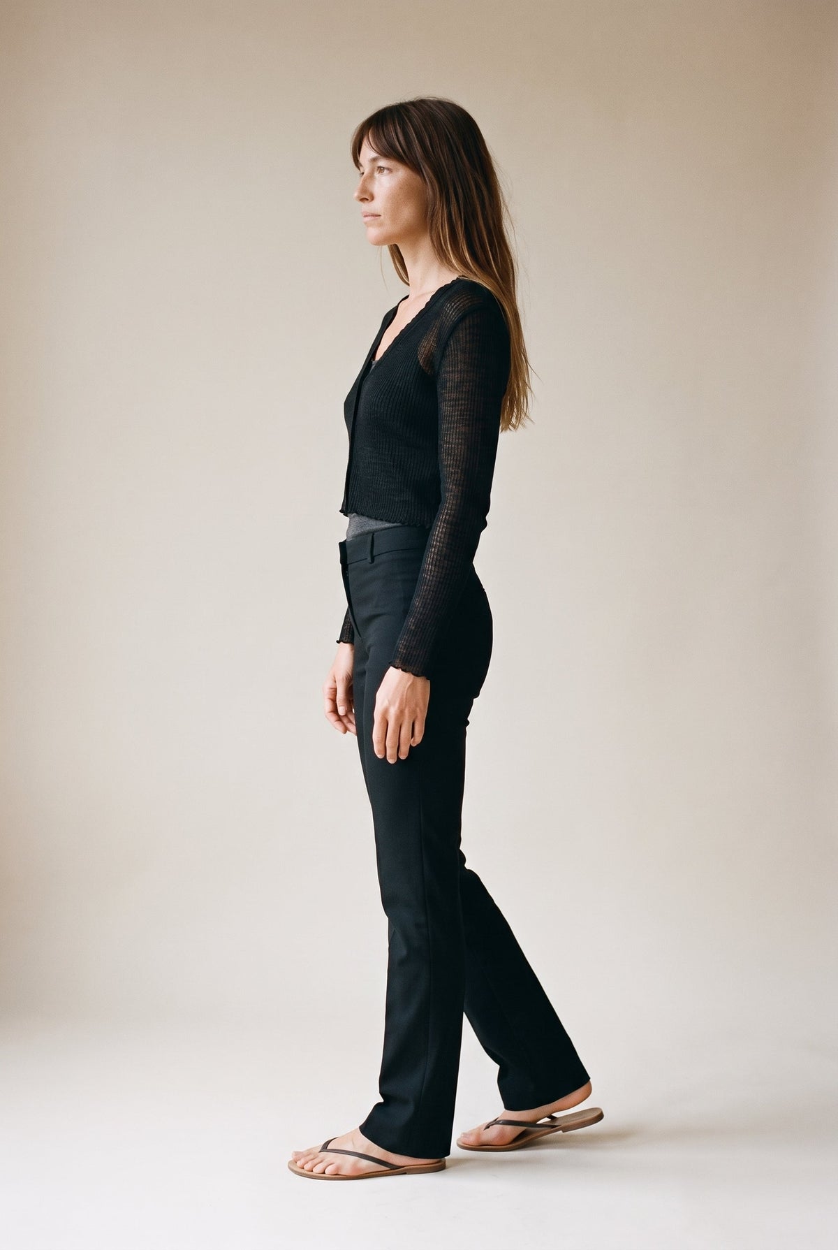 The Minimal Muse V-Neck Sweater 12 Rue Collette