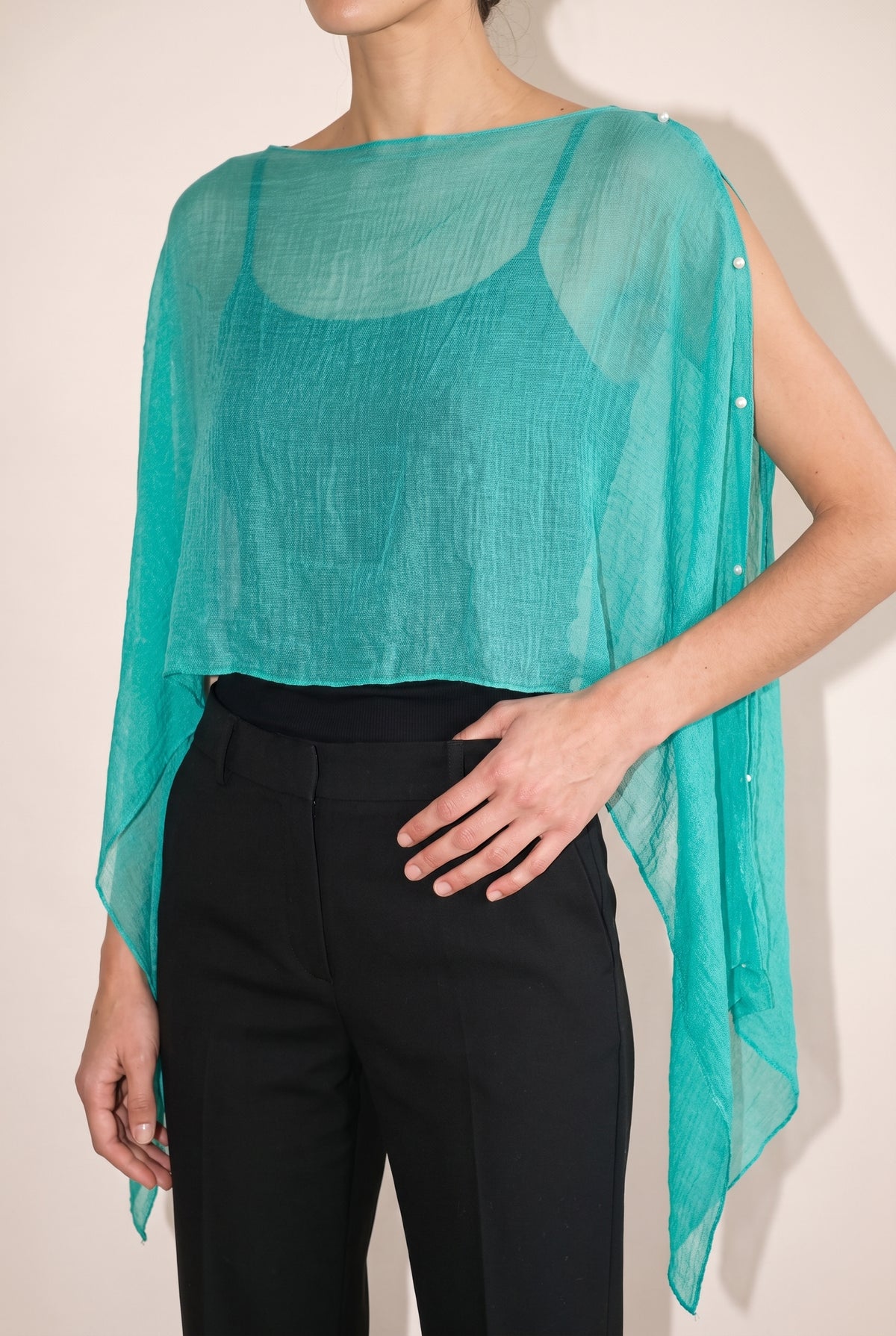 Off-Shoulder Cover