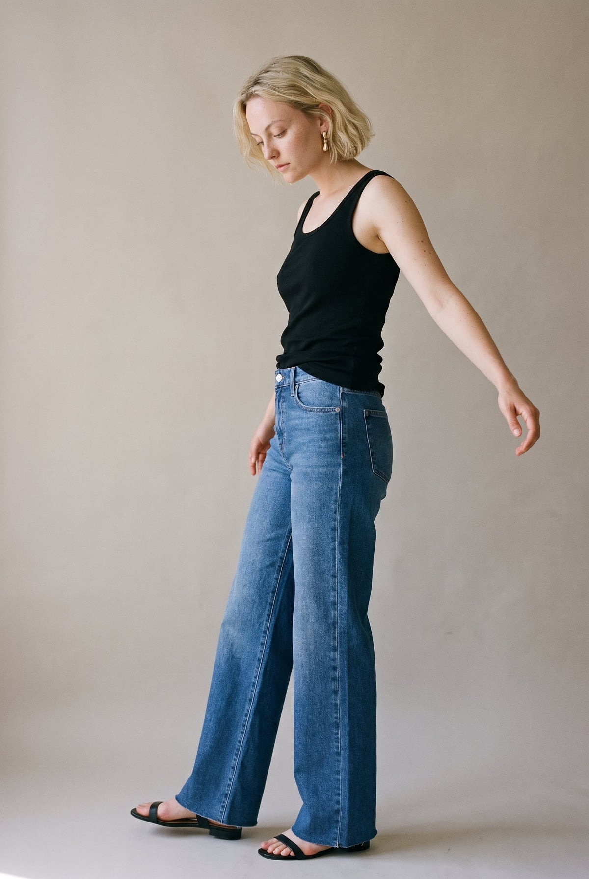 High Rise Clean Stretch Dad Jean Medium Dark Hidden Jeans