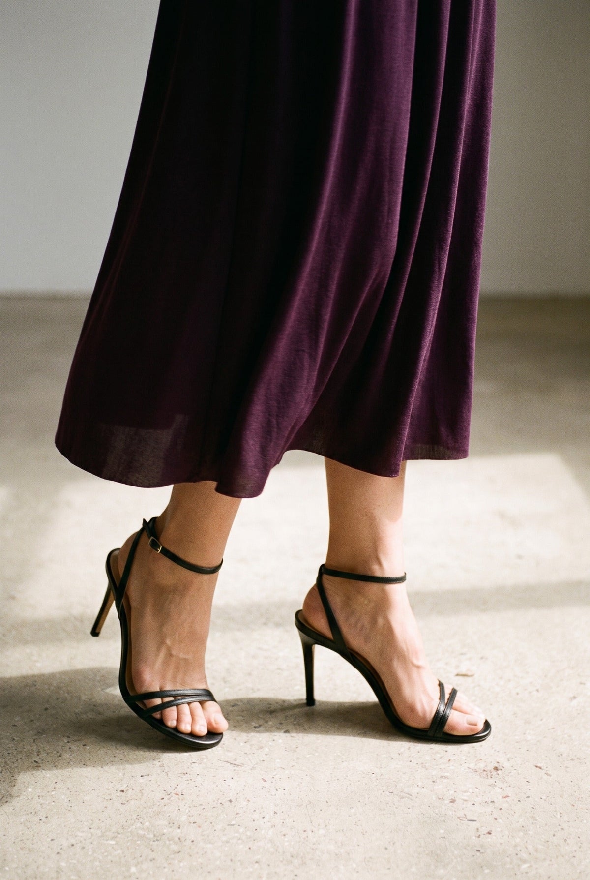 The Annabelle Dress Plum Mod Ref