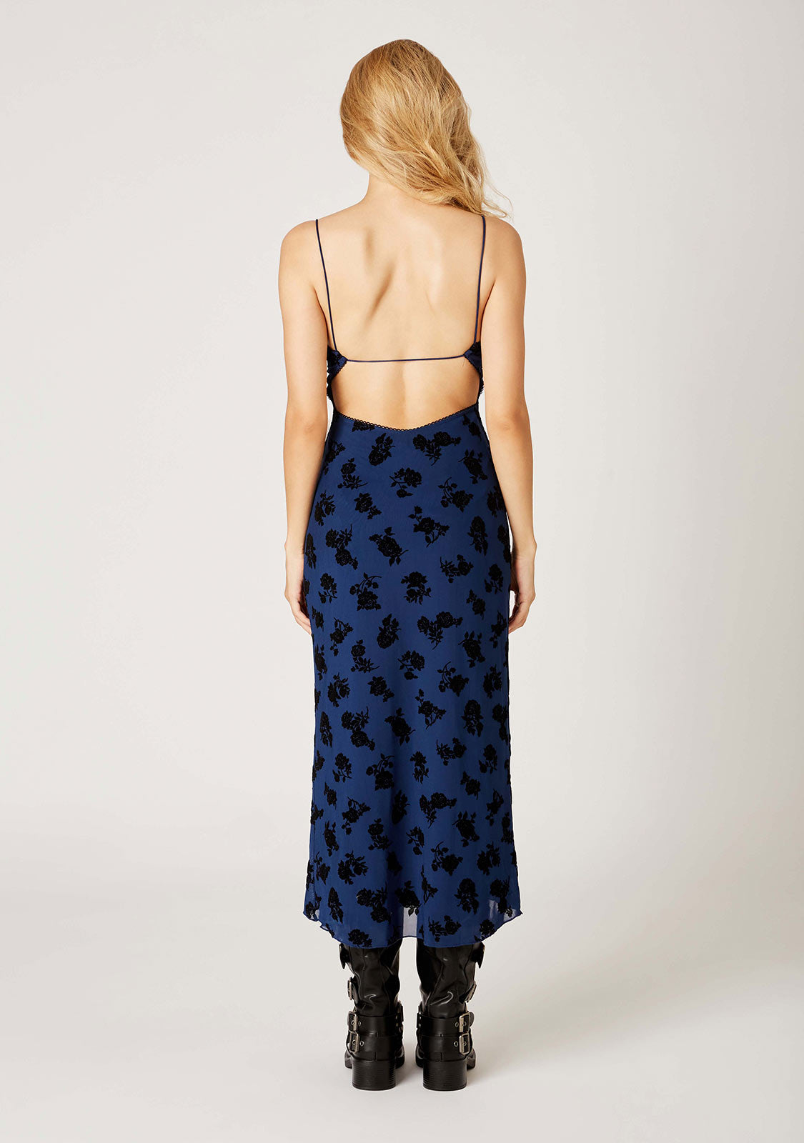 Women's Dress The Latest Scoop