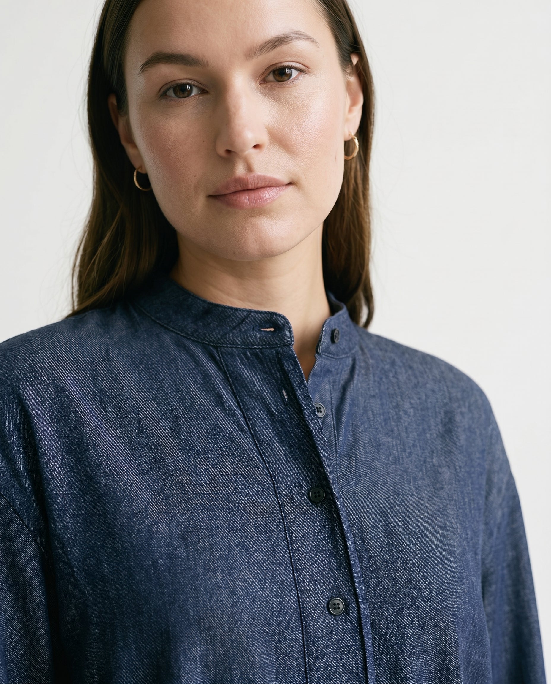 Robe-chemise midi ceinturée en jean bleu