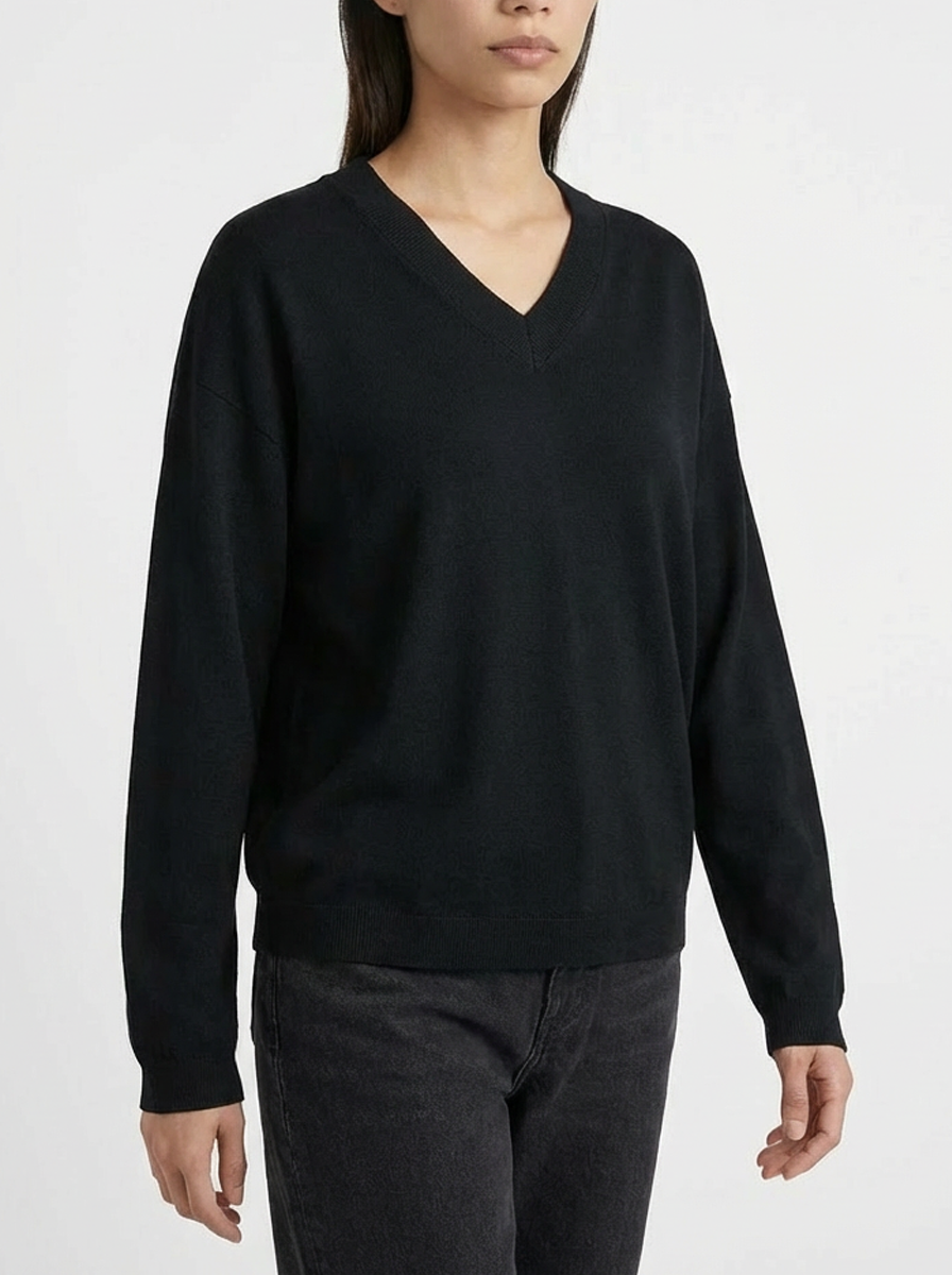 Elizabeth LS VNeck Sweater