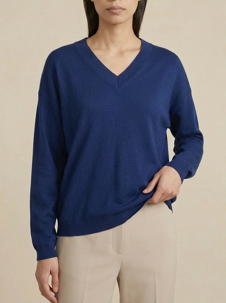 A MACHINE ネイビー Vネック ニット Elizabeth LS VNeck Sweater | The Latest Scoop