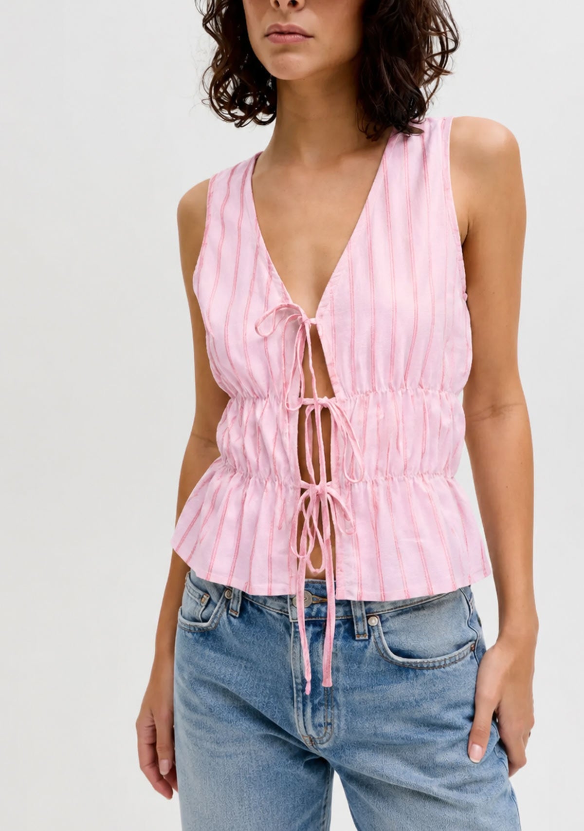 Jx almira Linen Blend Tie Top Pink Lady Fiji Flower JJXX