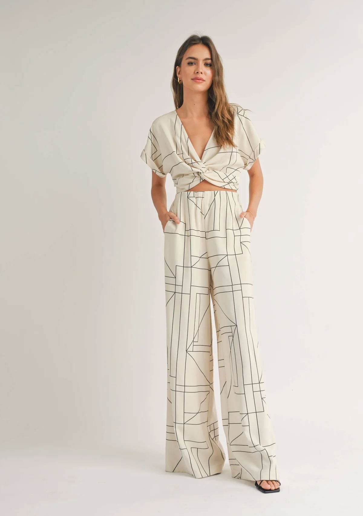 Multi Grid Pattern Wide Leg Pants Miou Muse