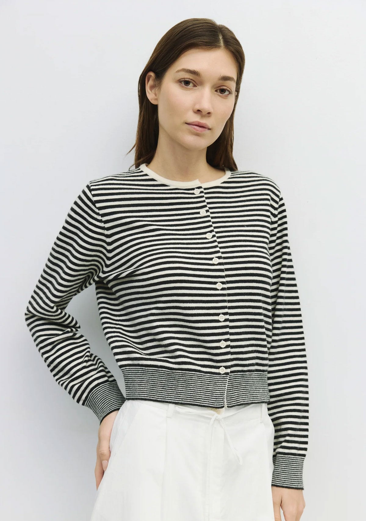 The Montana Cardigan Black/White