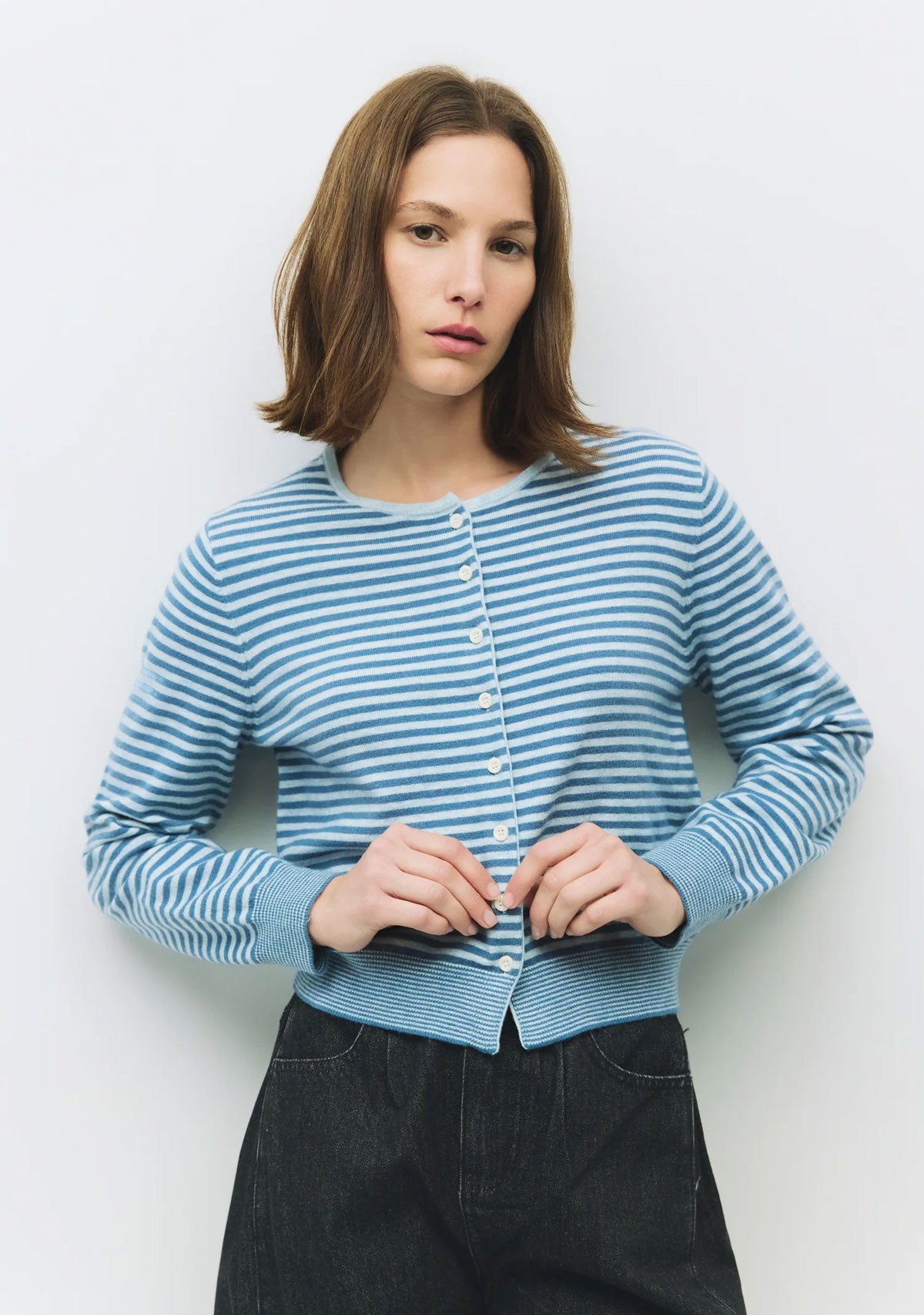 The Montana Cardigan Blue/Navy