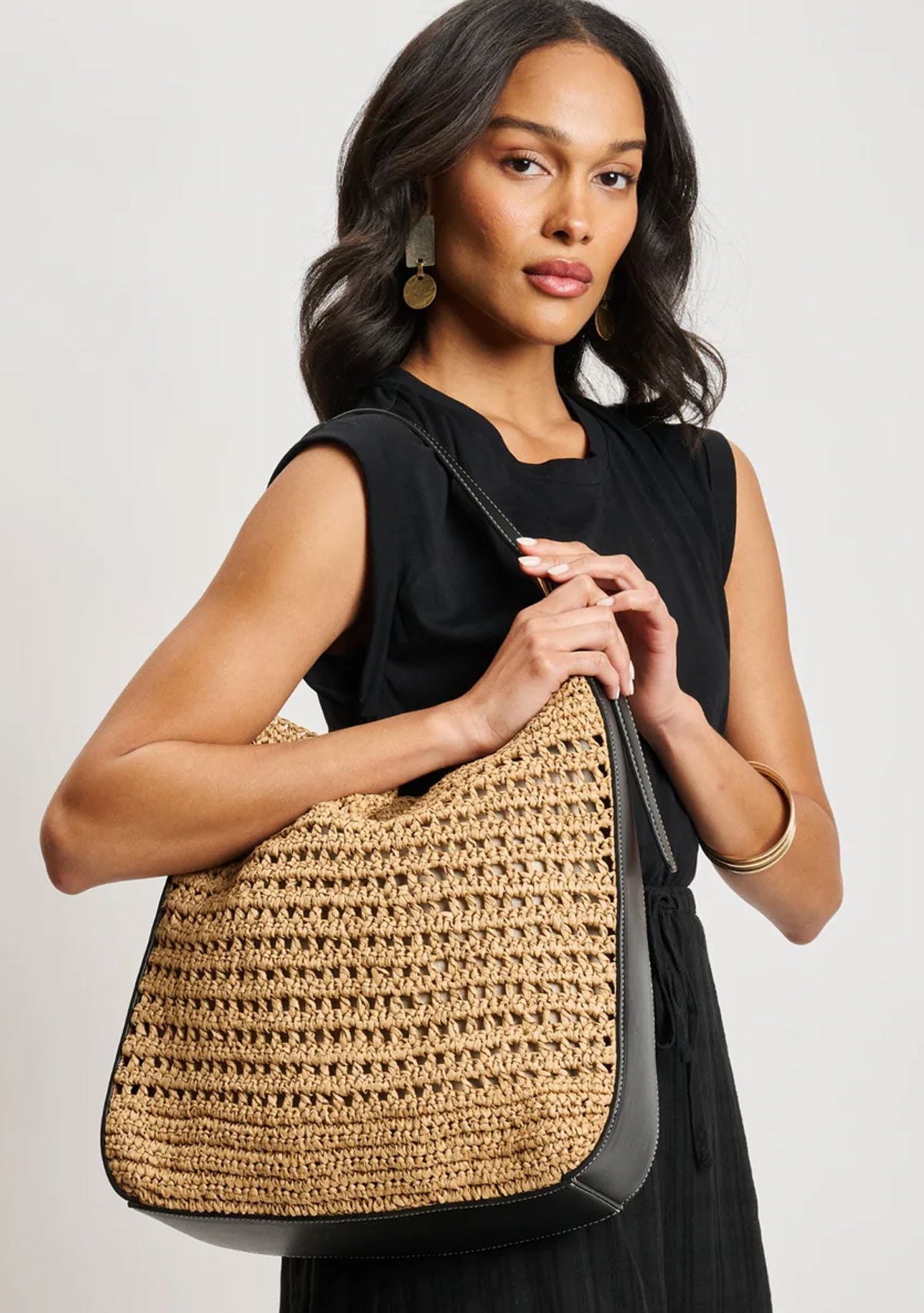Savannah Black Moda Luxe