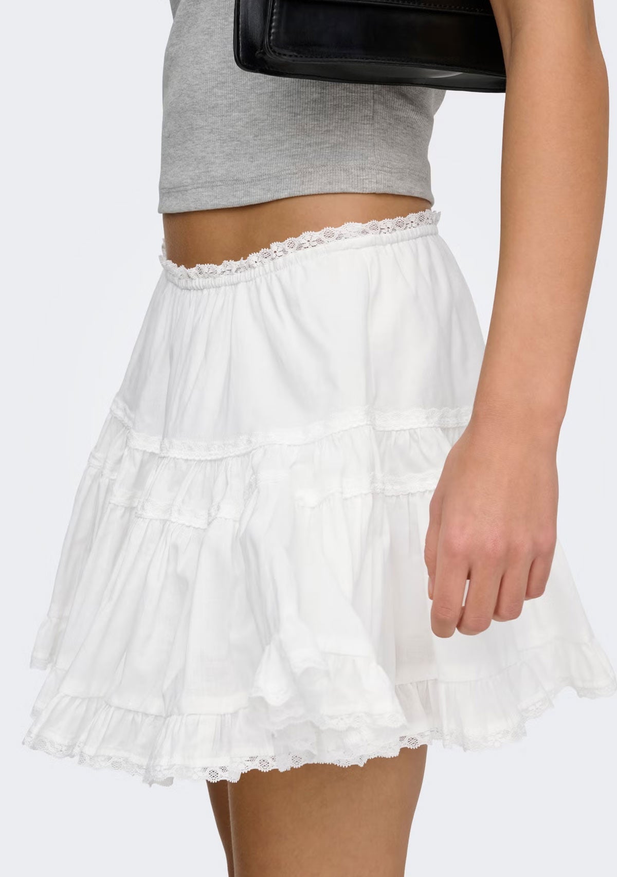 Onlcampiri Short Frill Skort Wvn Cloud Dancer Only