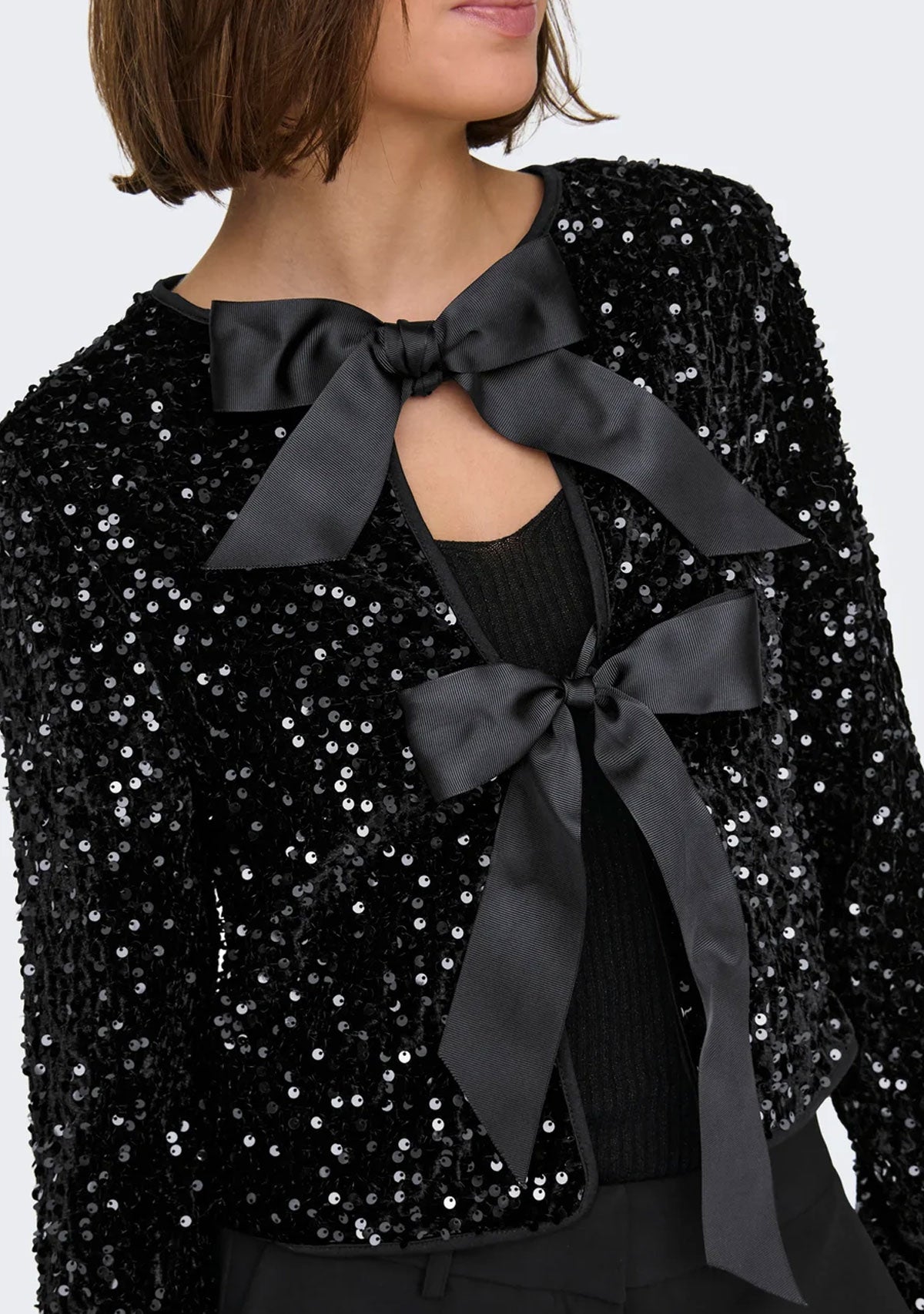 ONLanika Sequins LS Bow Top Wvn Cs Noir