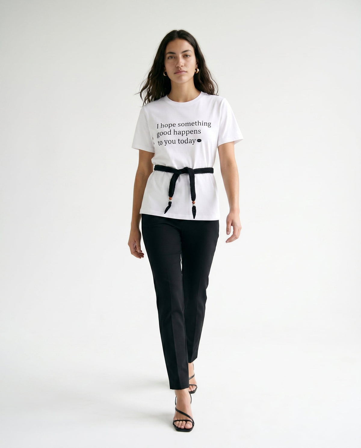 Graphic Tee with Tie Belt White audrey