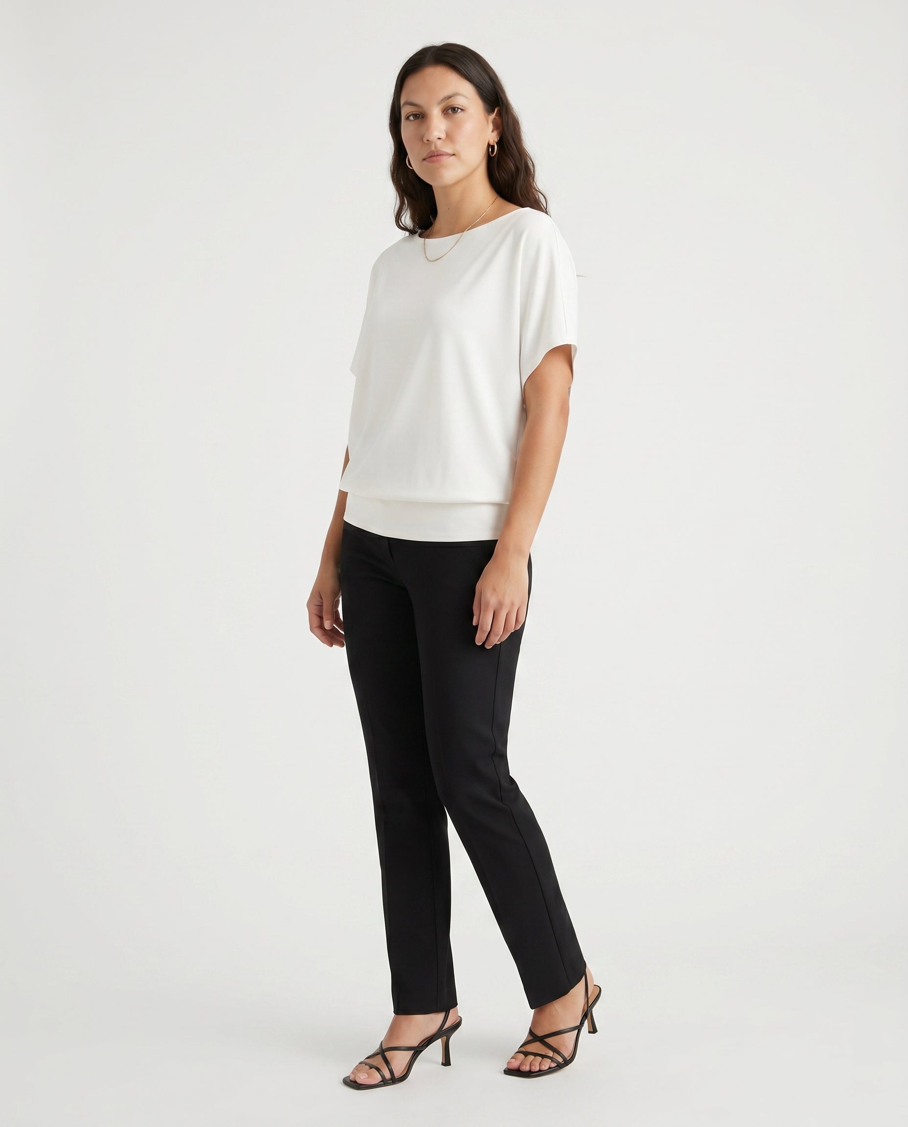 Short Sleeve Scuba Oversized Top Off White Charlotte Avery (Jolie Inc.)