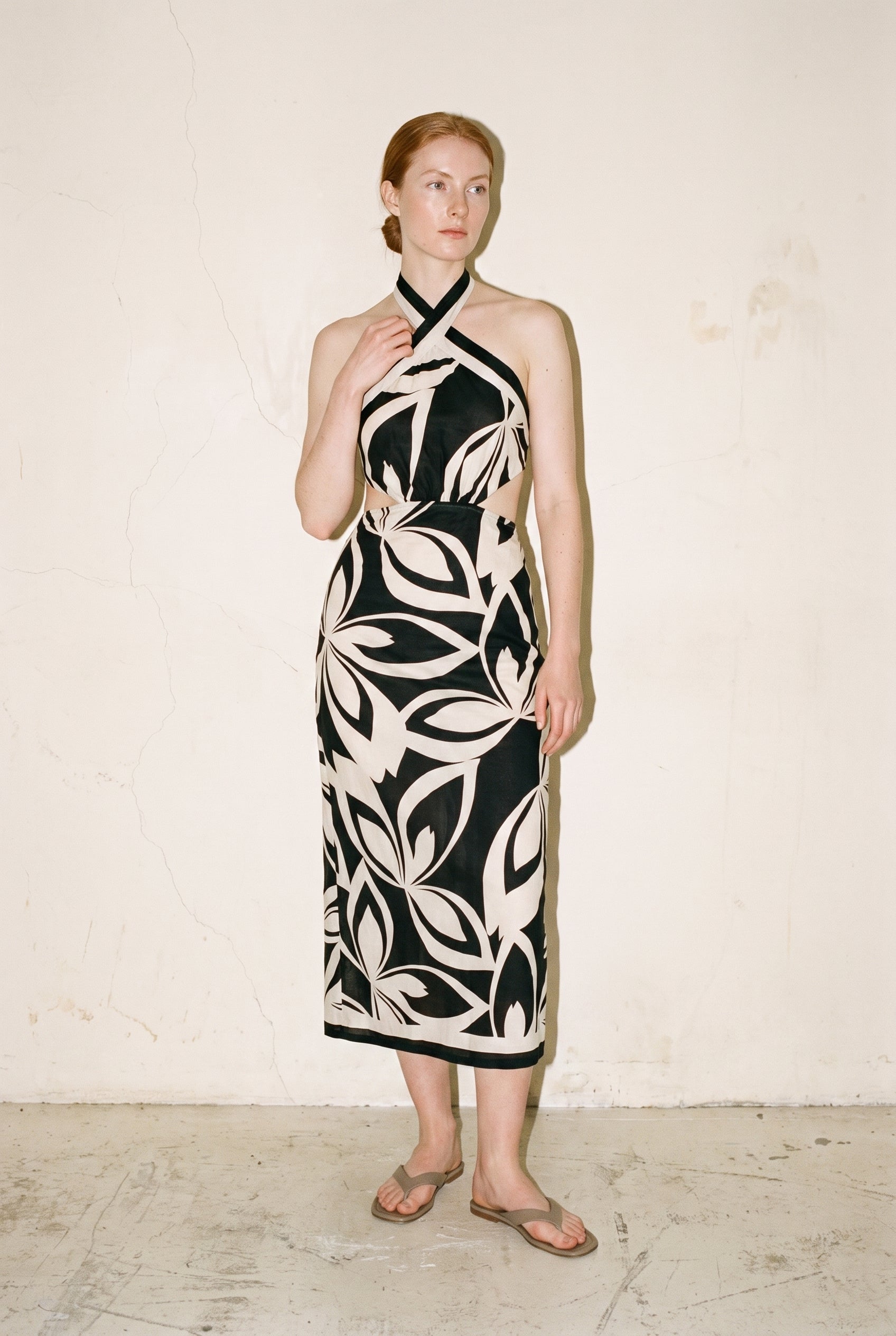 Robe midi imprimée à col halter noire