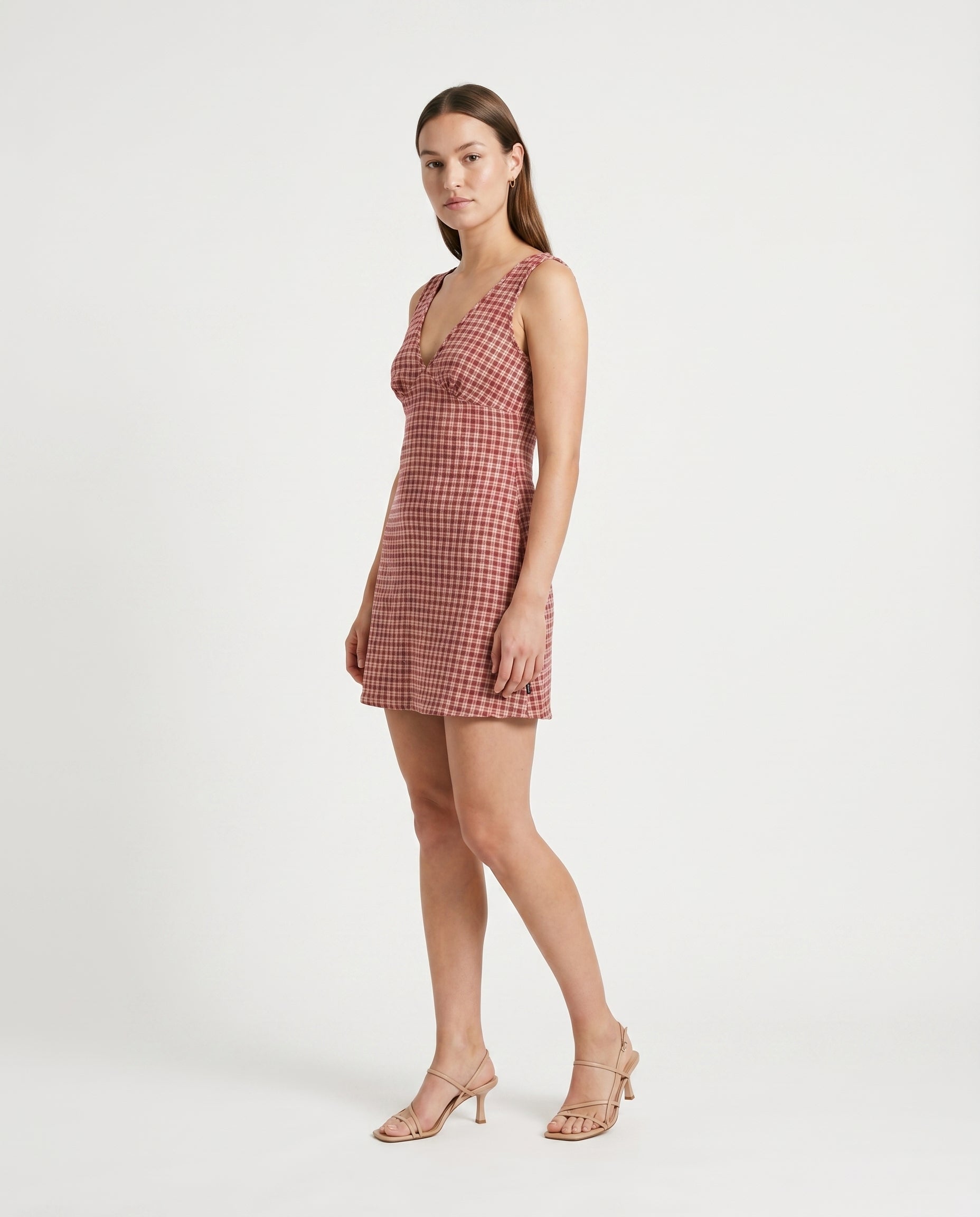 Capricorne - Robe courte en seersucker de chanvre à carreaux bordeaux/beige