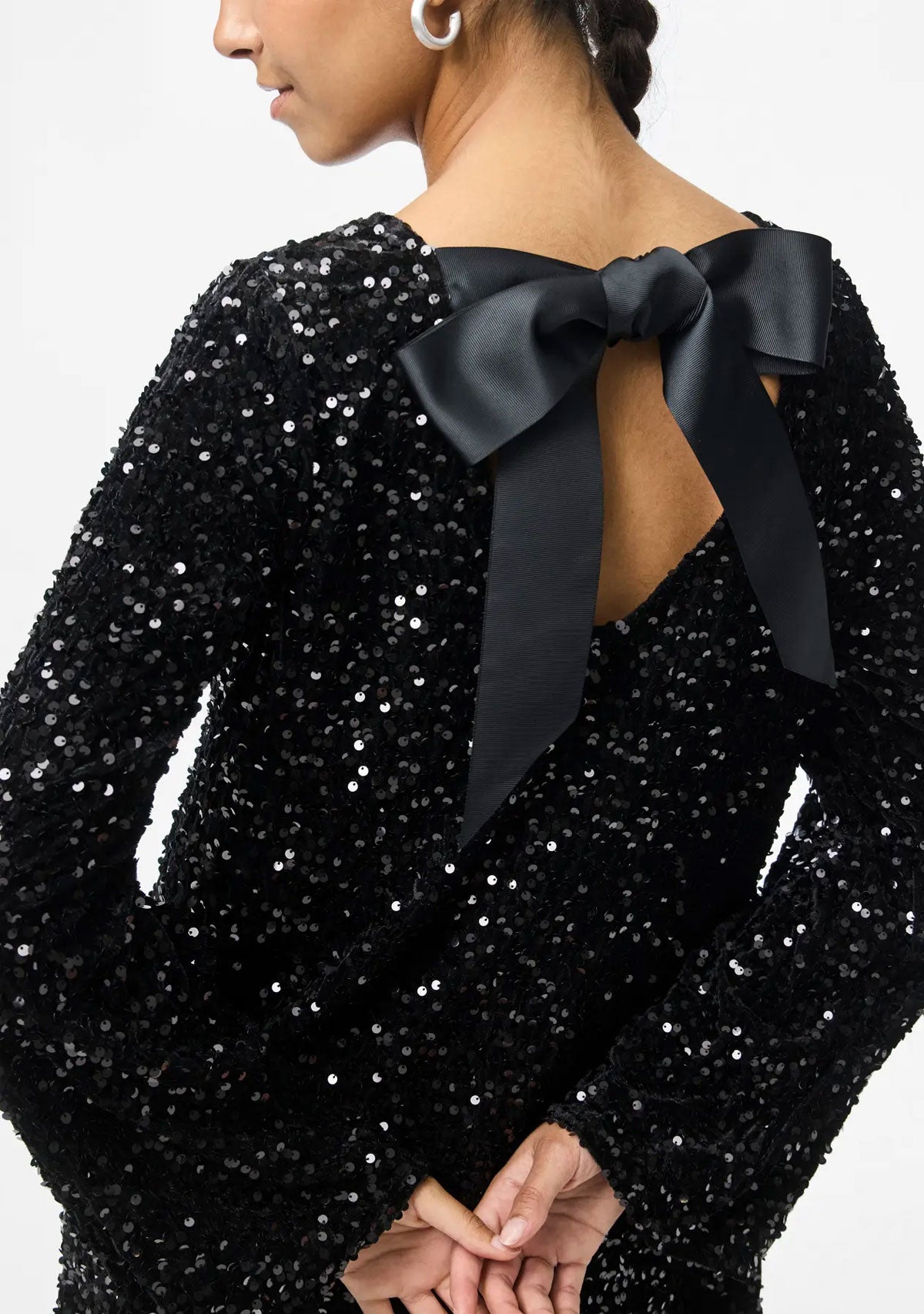 PCKam Ls Deep Back Bow Dress Jrs Noos Bc