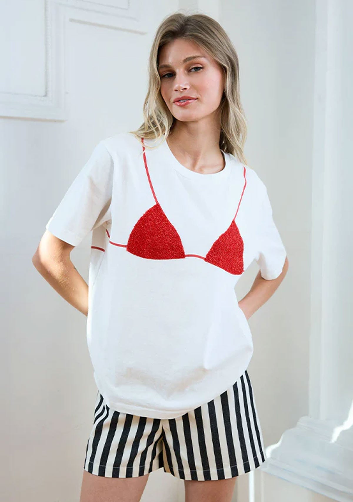 Caviar Print Bikini Graphic Tee White/Red RAISONNEL