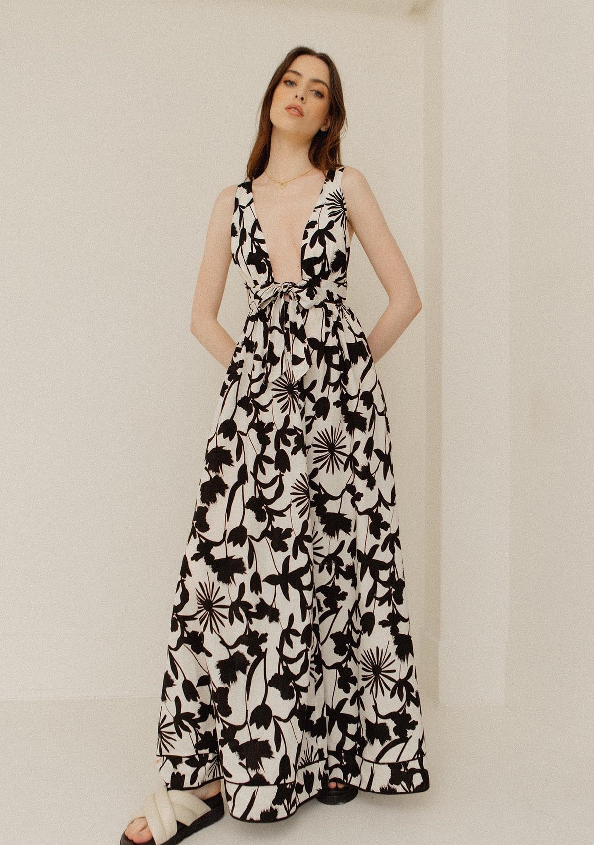 Thin Back String Slvs Tie Waist Maxi Dress Aakaa