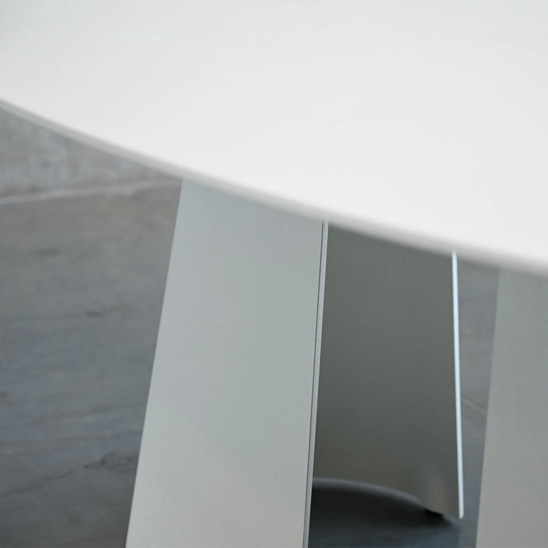 TUMULI Oval Dining Table Tapioca MAS Epoxy, Indoor-Outdoor Mobital