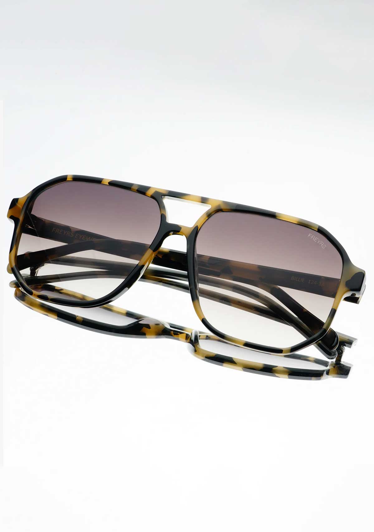 Billie Tortoise Freyrs