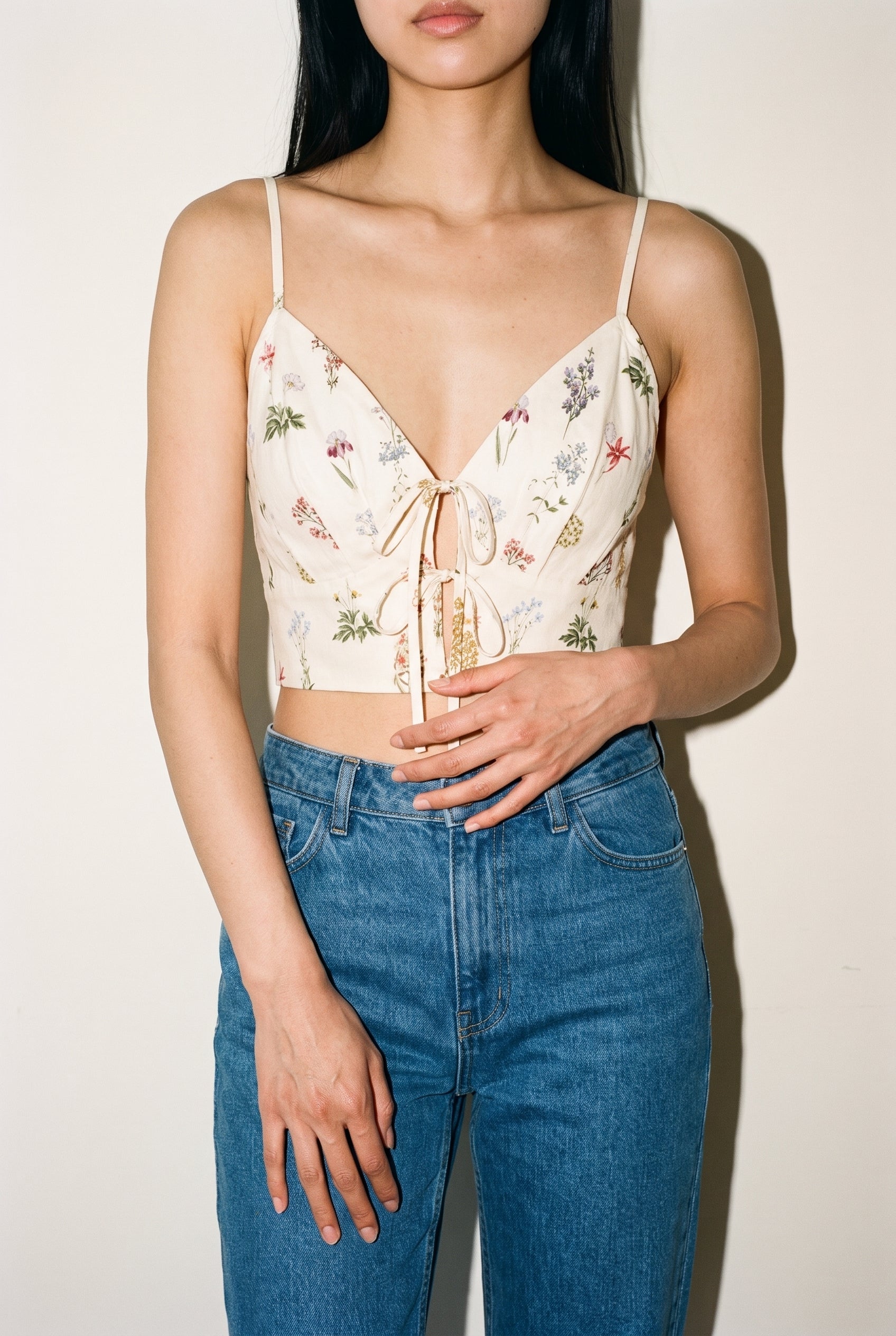 Floral Crop Top Ivory/Multi Aakaa