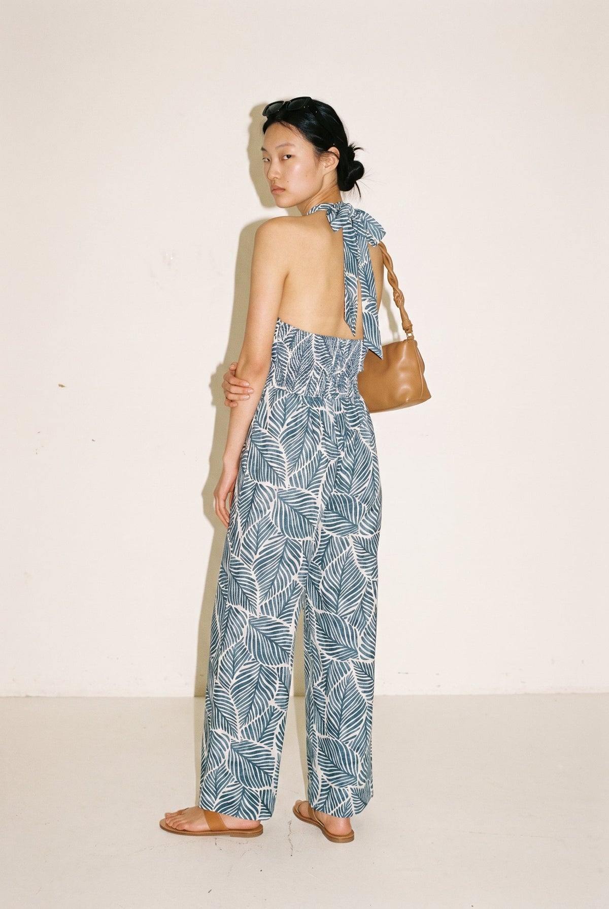 Halter Tie Back Neck Strap Backless Jumpsuit White/Blue Aakaa