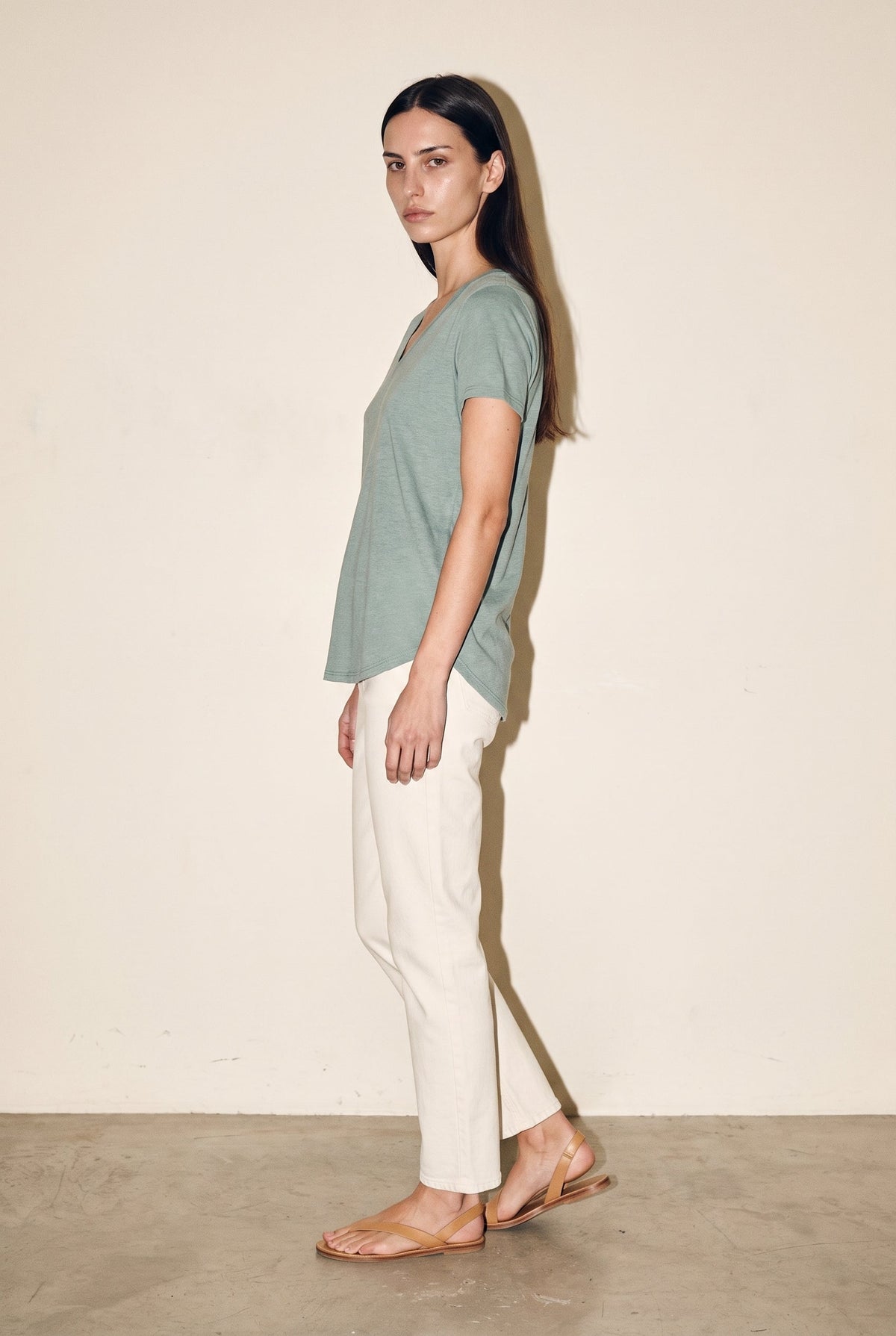 Hacci Slub V-Neck Band Tee Seagrass The Latest Scoop