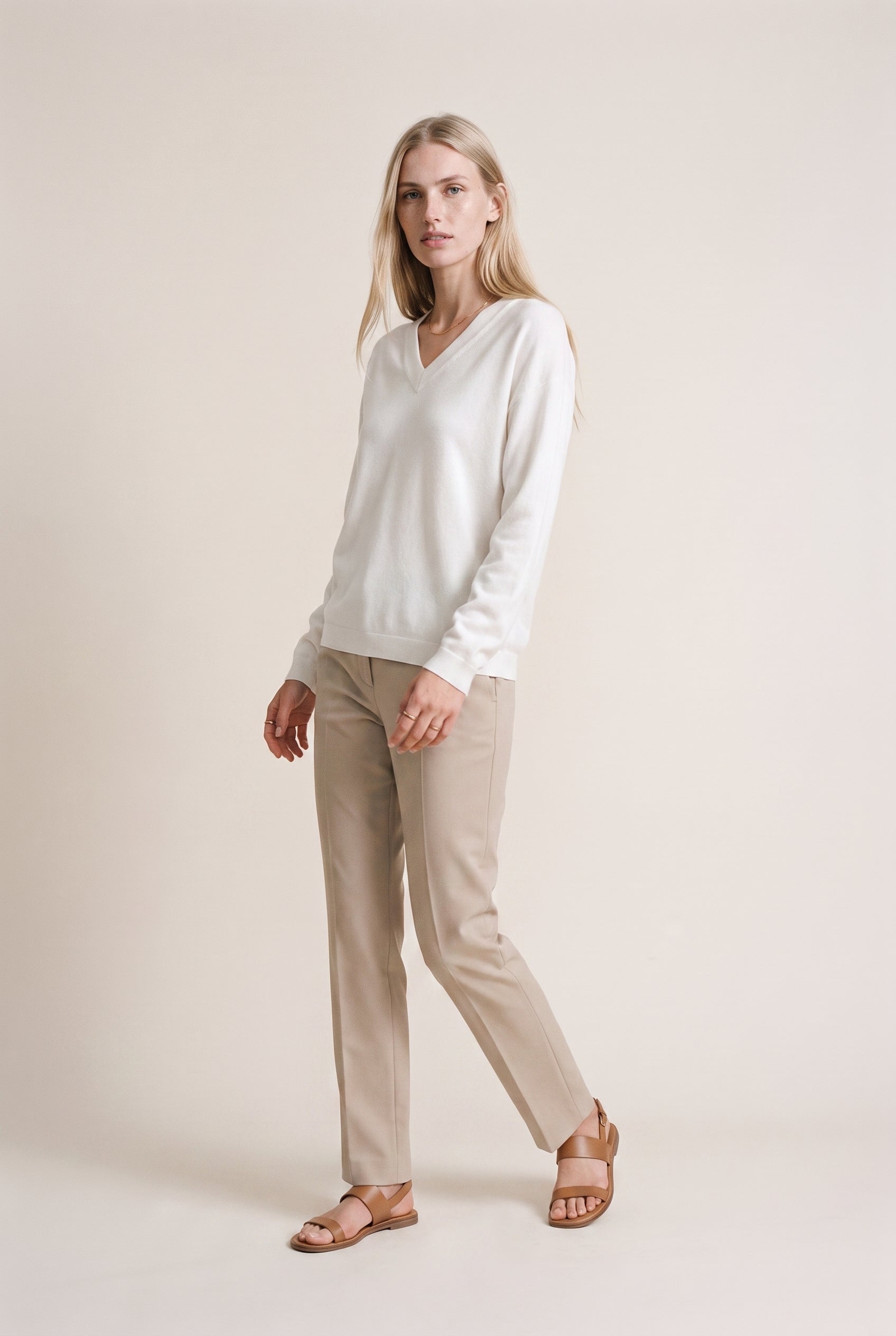 Elizabeth LS VNeck Sweater