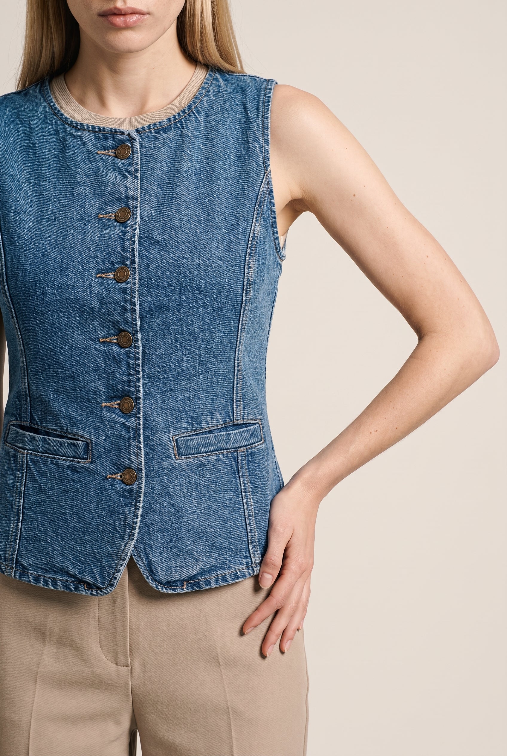 Gilet boutonné ONLGiulina S/L Dnm Mae en denim bleu moyen