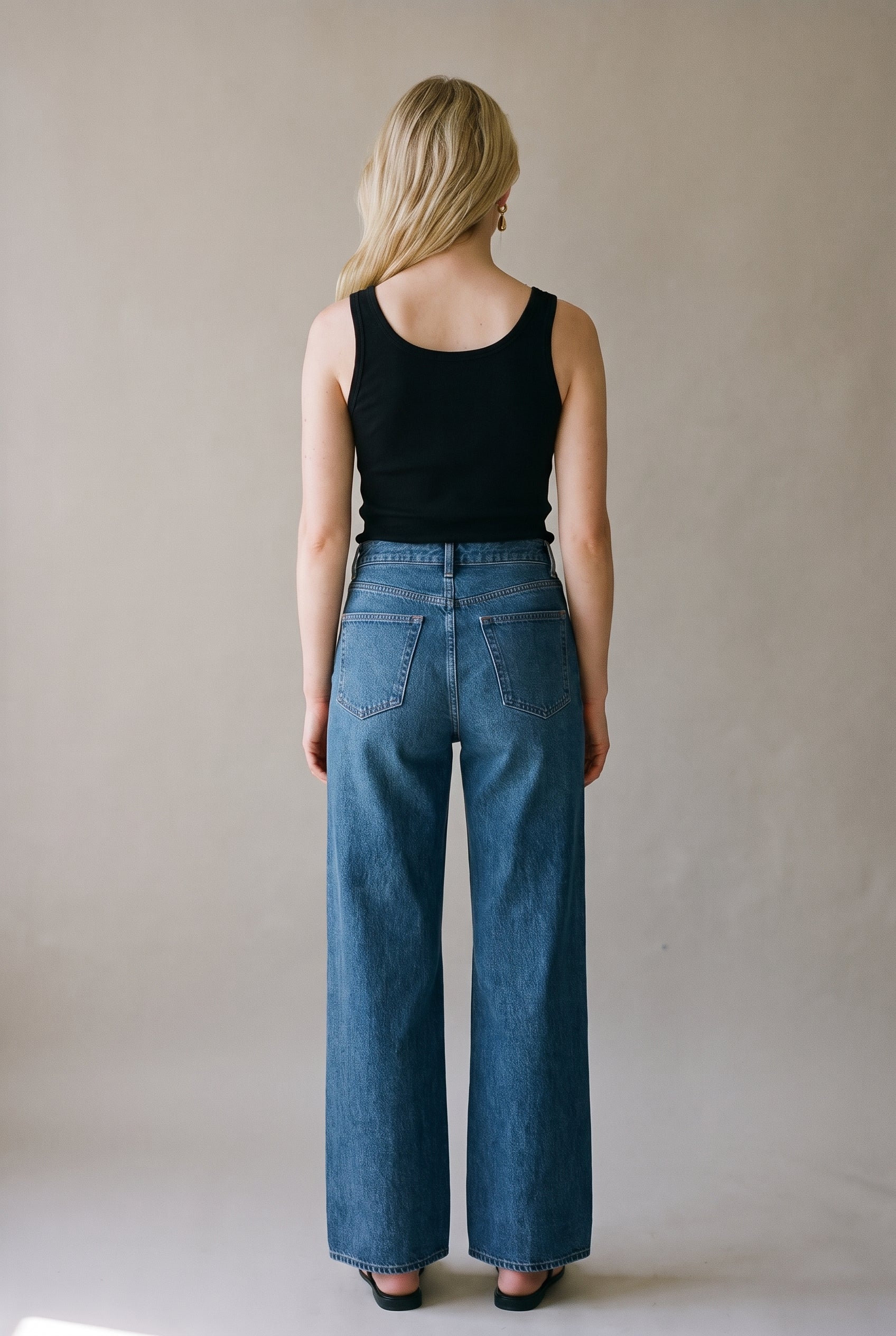 La structure des jeans Wave à jambes larges