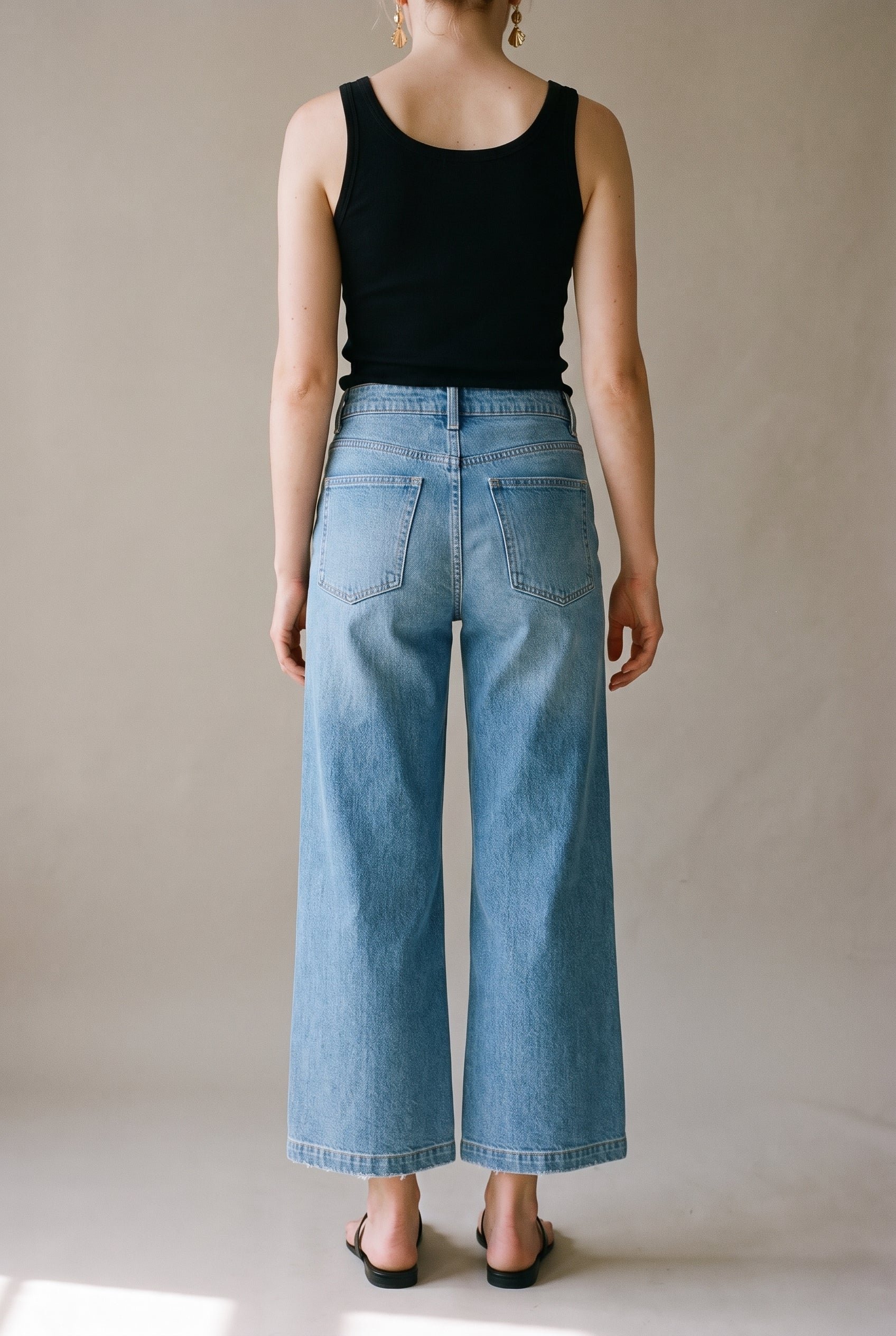 Valley Girl High Rise Patch Pocket Ankle Fave