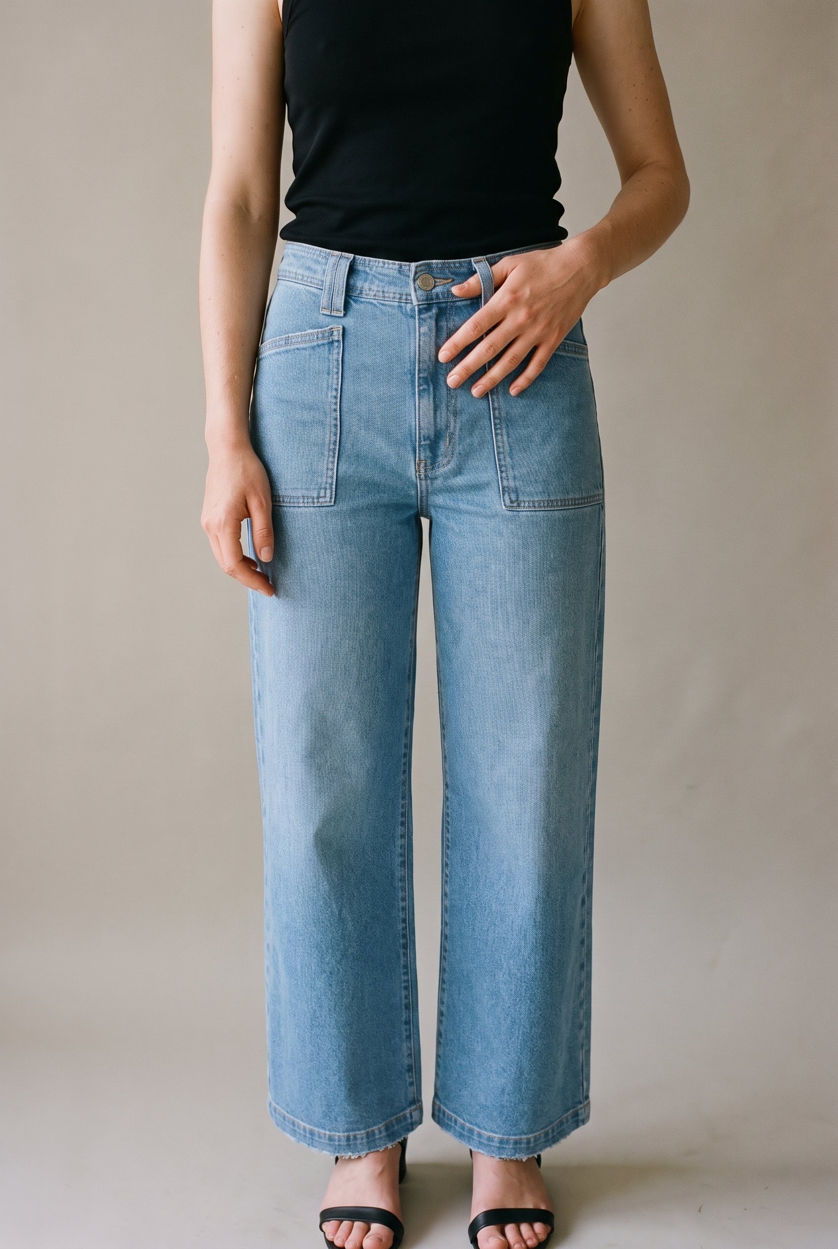 Valley Girl High Rise Patch Pocket Ankle Fave