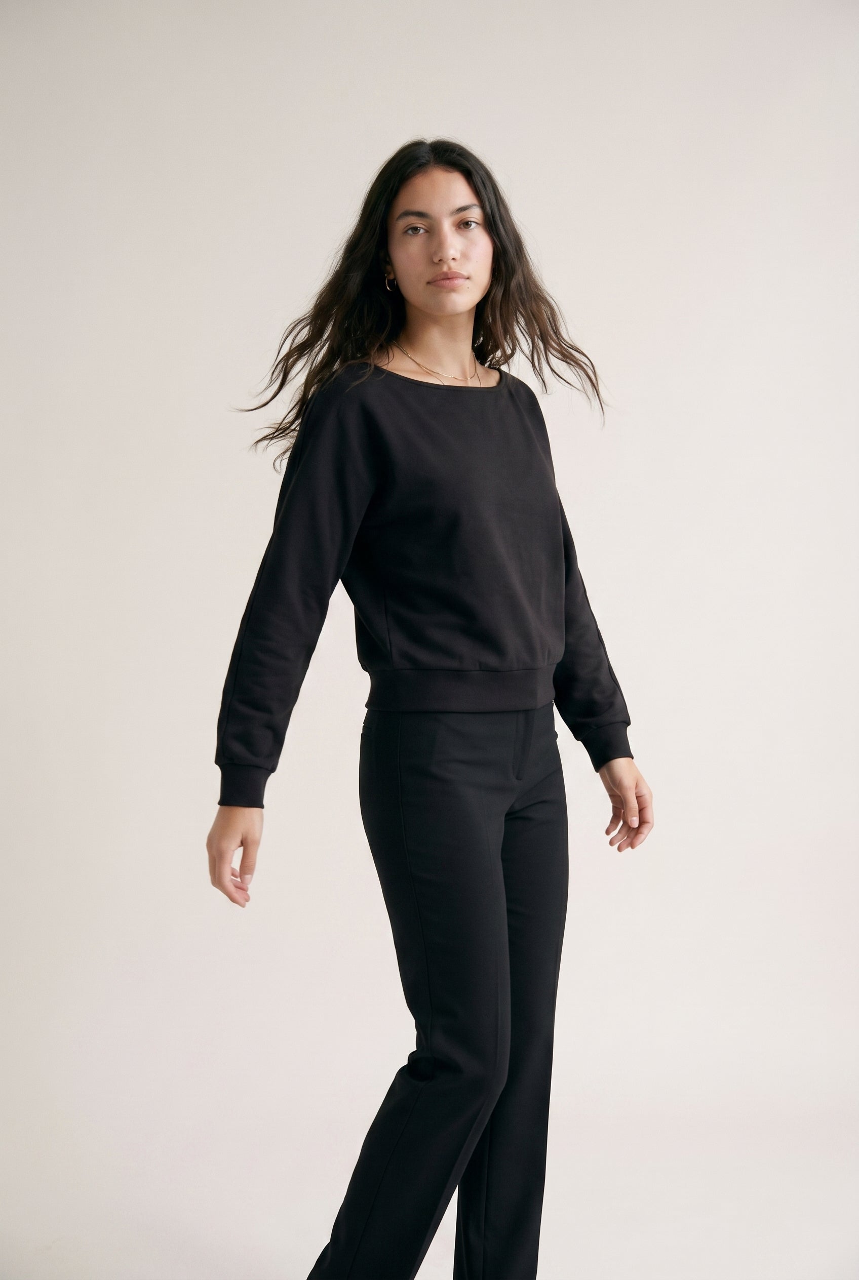 Long Sleeve Twist Hem Top Black