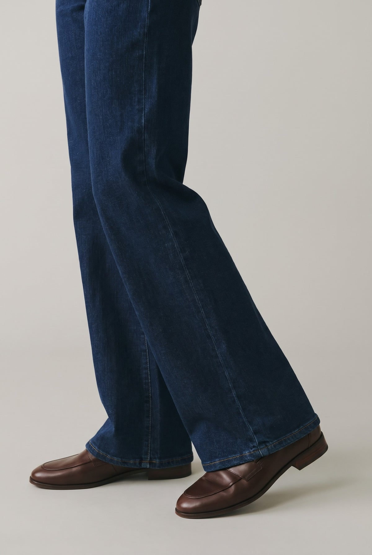 The Californian Slim Wide Leg River Rinse — 064510