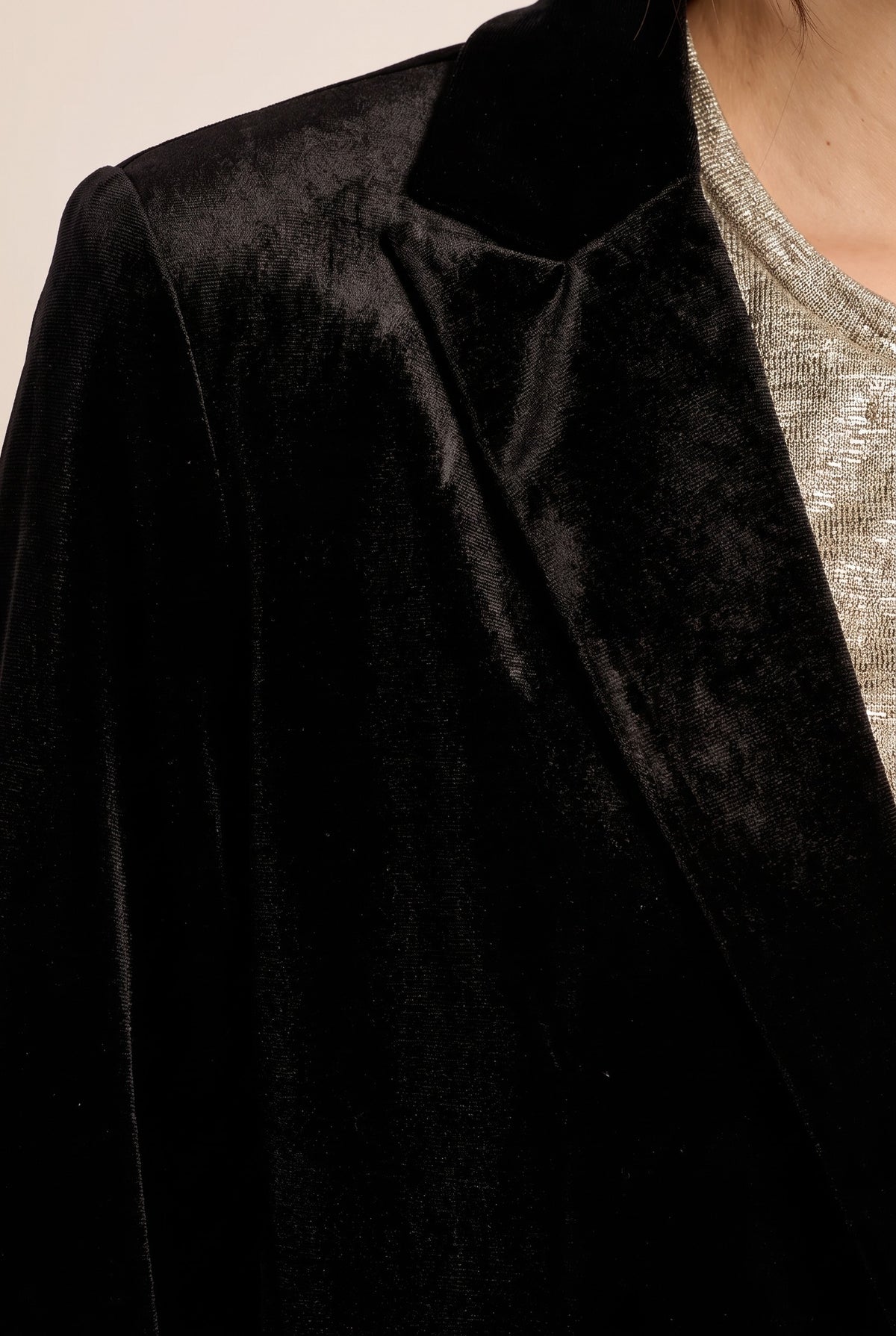 Velvet Blazer — 064685
