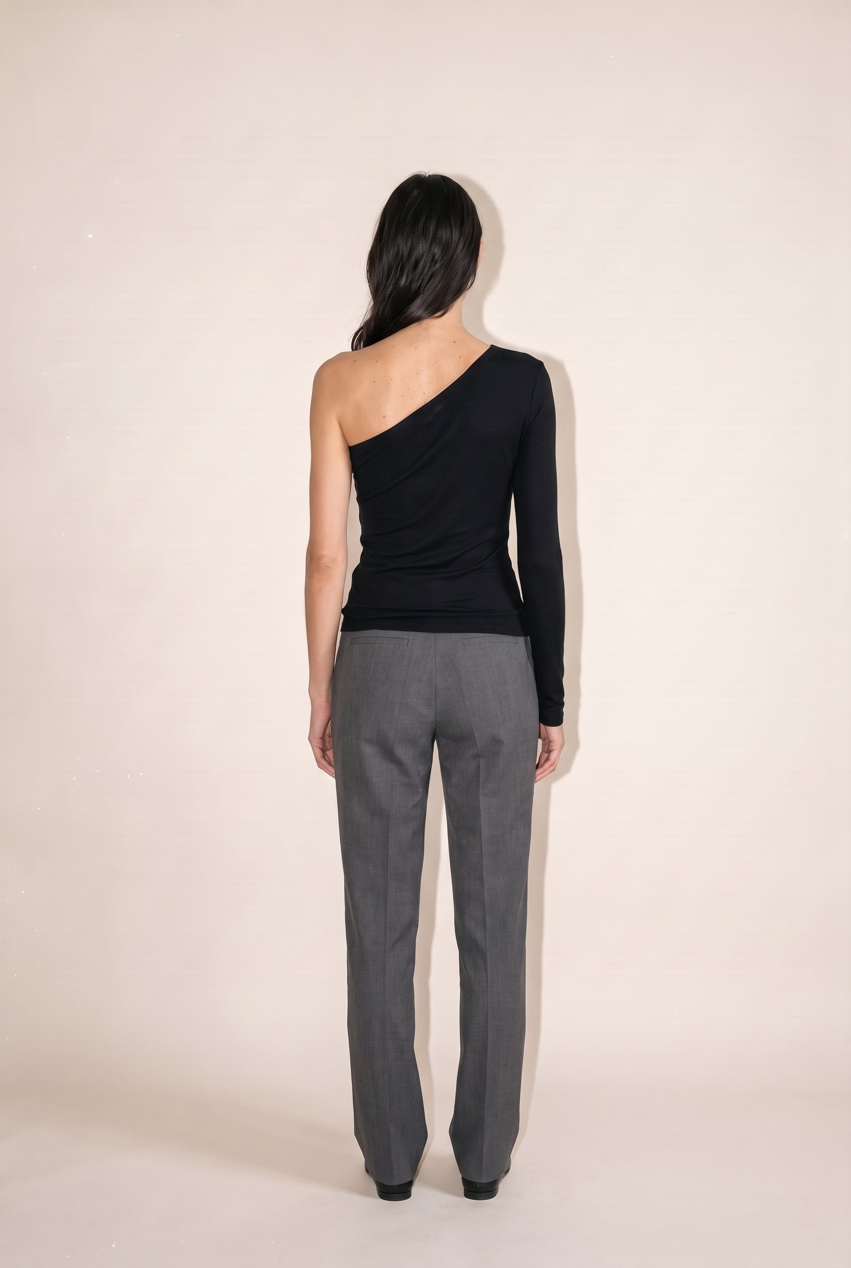 One Shoulder Long Sleeve T-Shirt