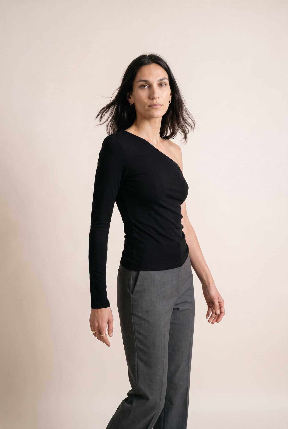 One Shoulder Long Sleeve T-Shirt Slow High