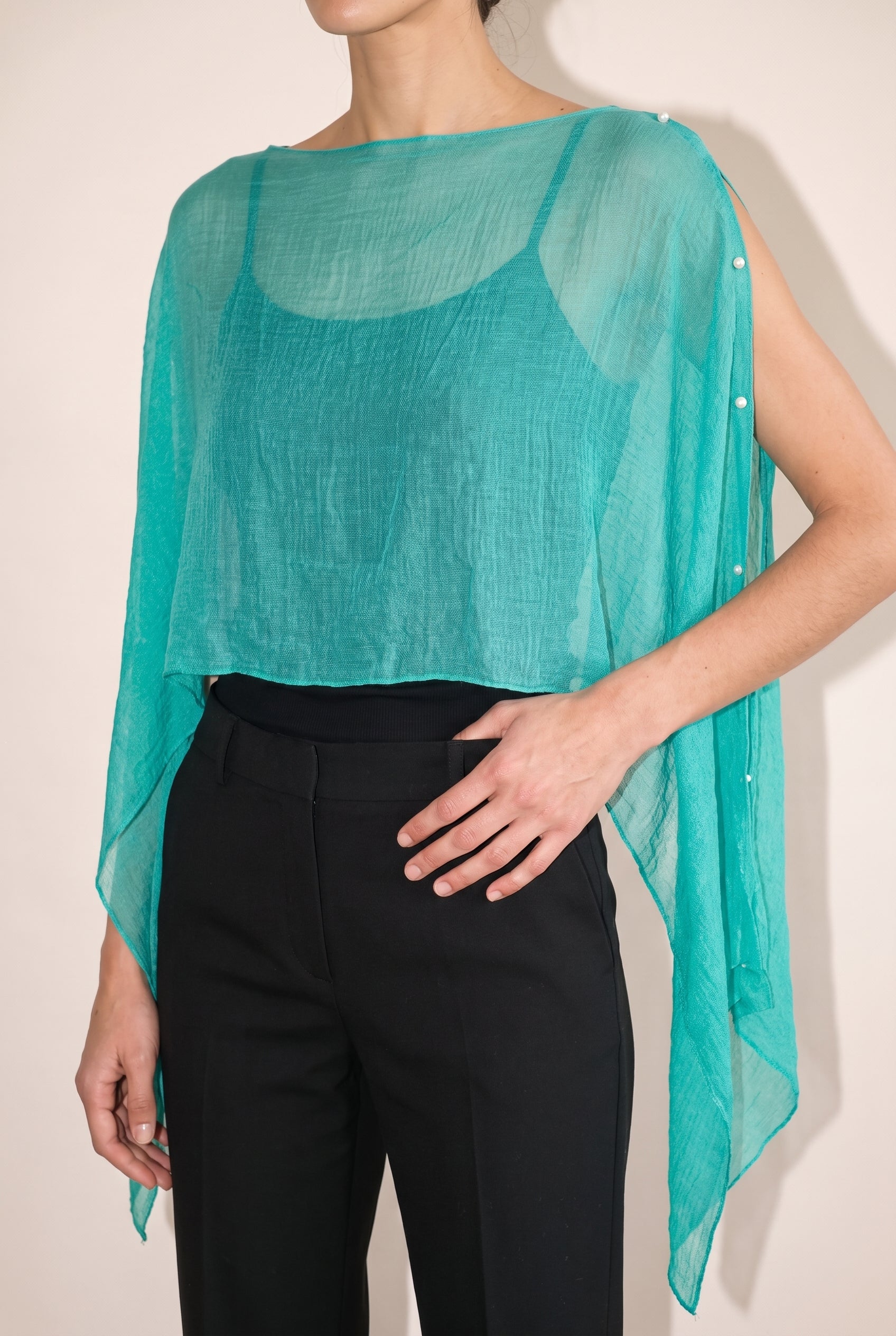 Off-Shoulder Cover