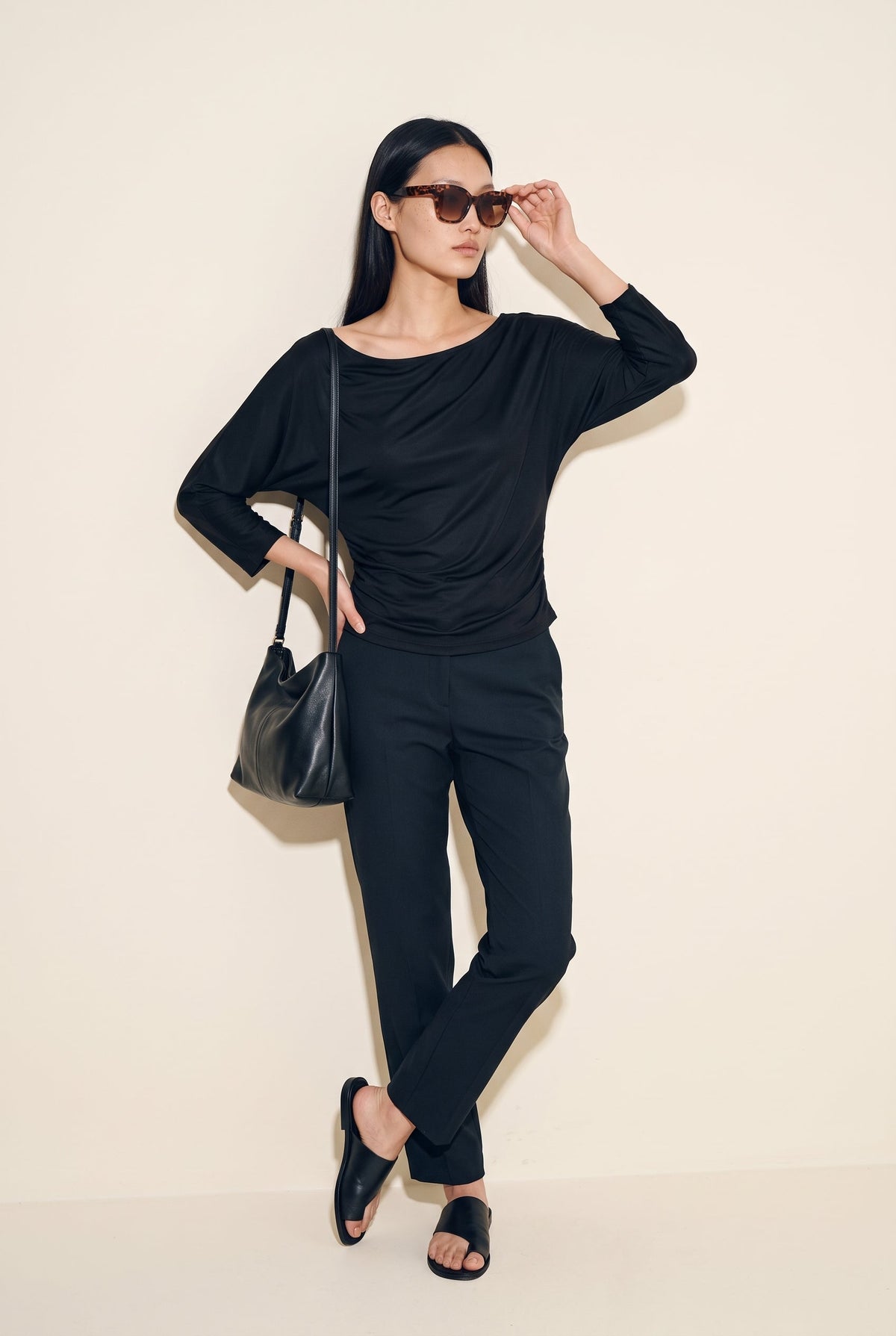 Anouk Fitted Tee Black Medium Slow High