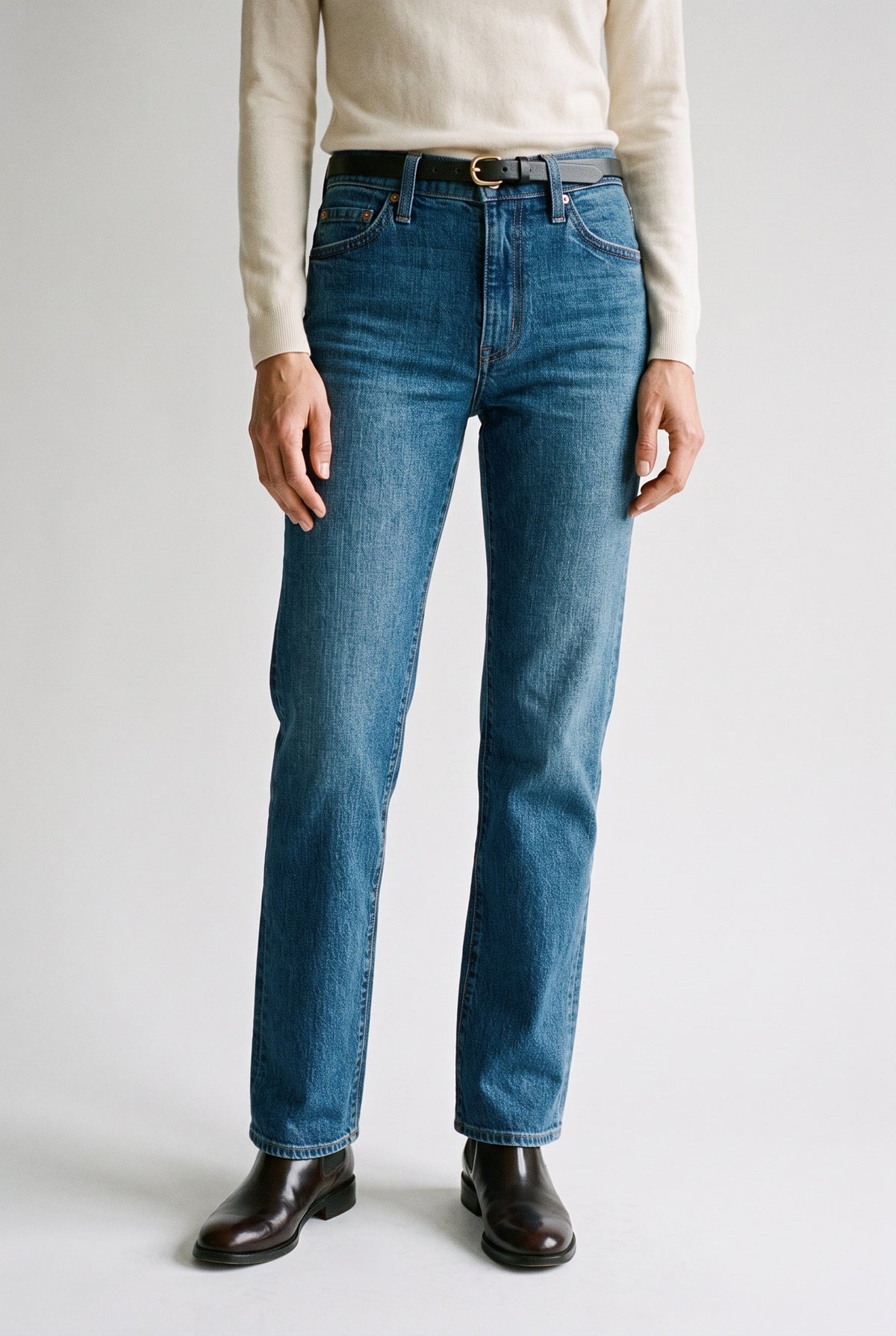 Rebel Mid Rise Slim Straight Daze
