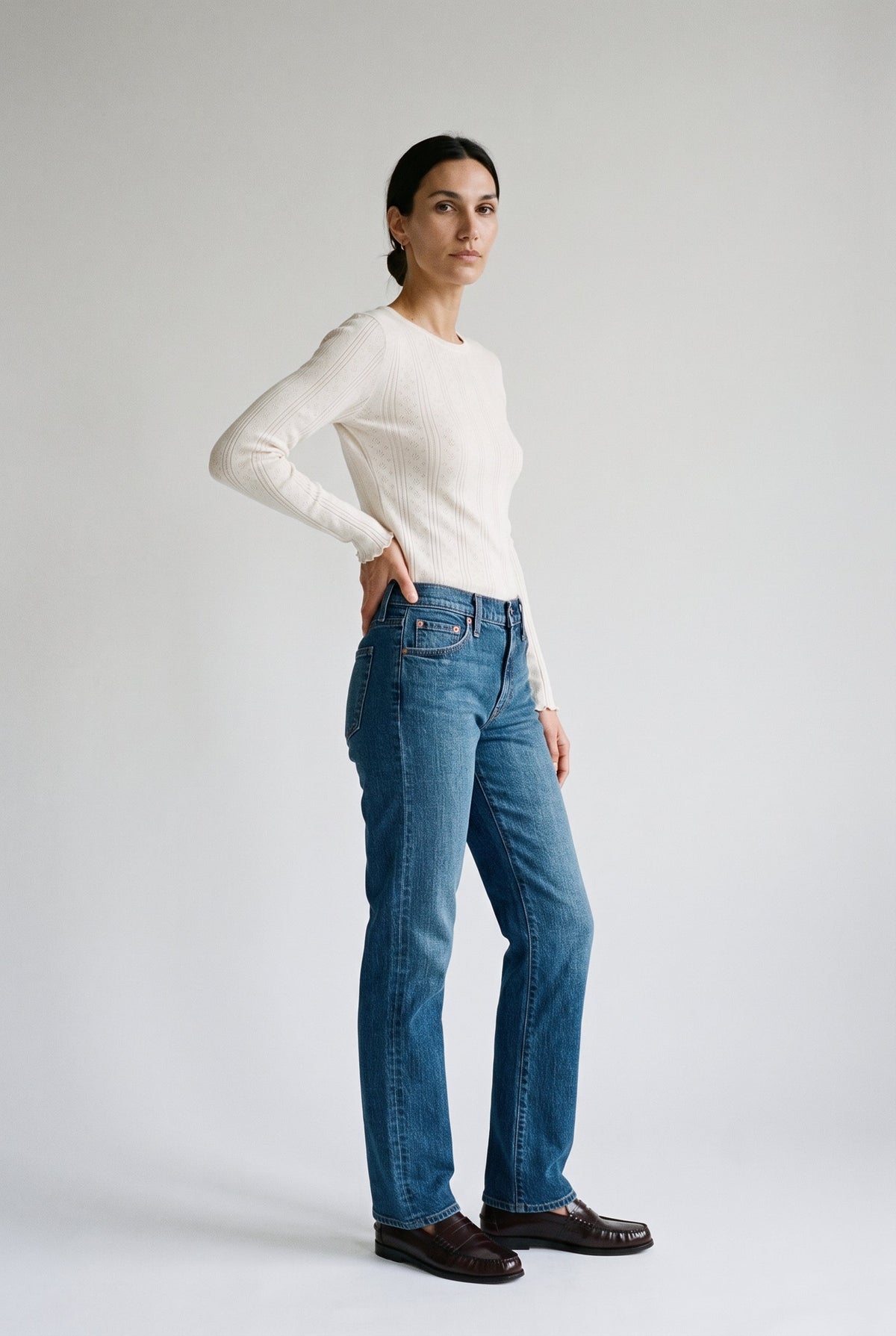 Rebel Mid Rise Slim Straight Daze