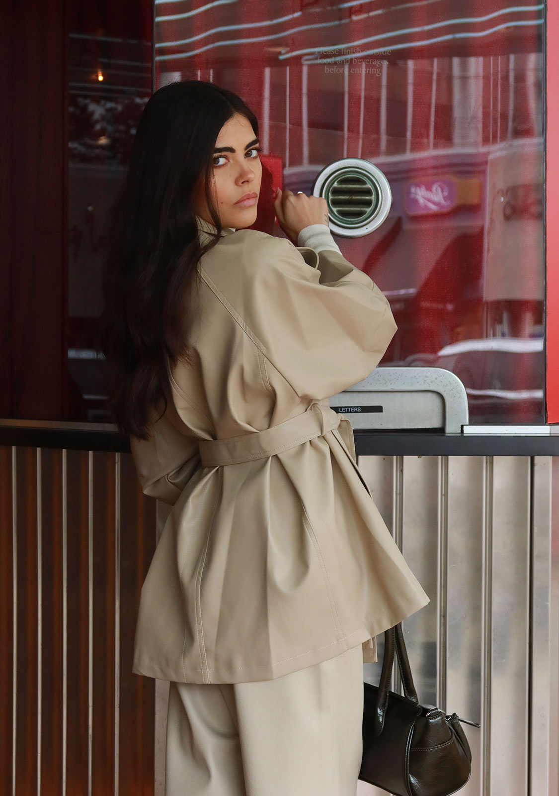 Veste beige à ceinture portefeuille