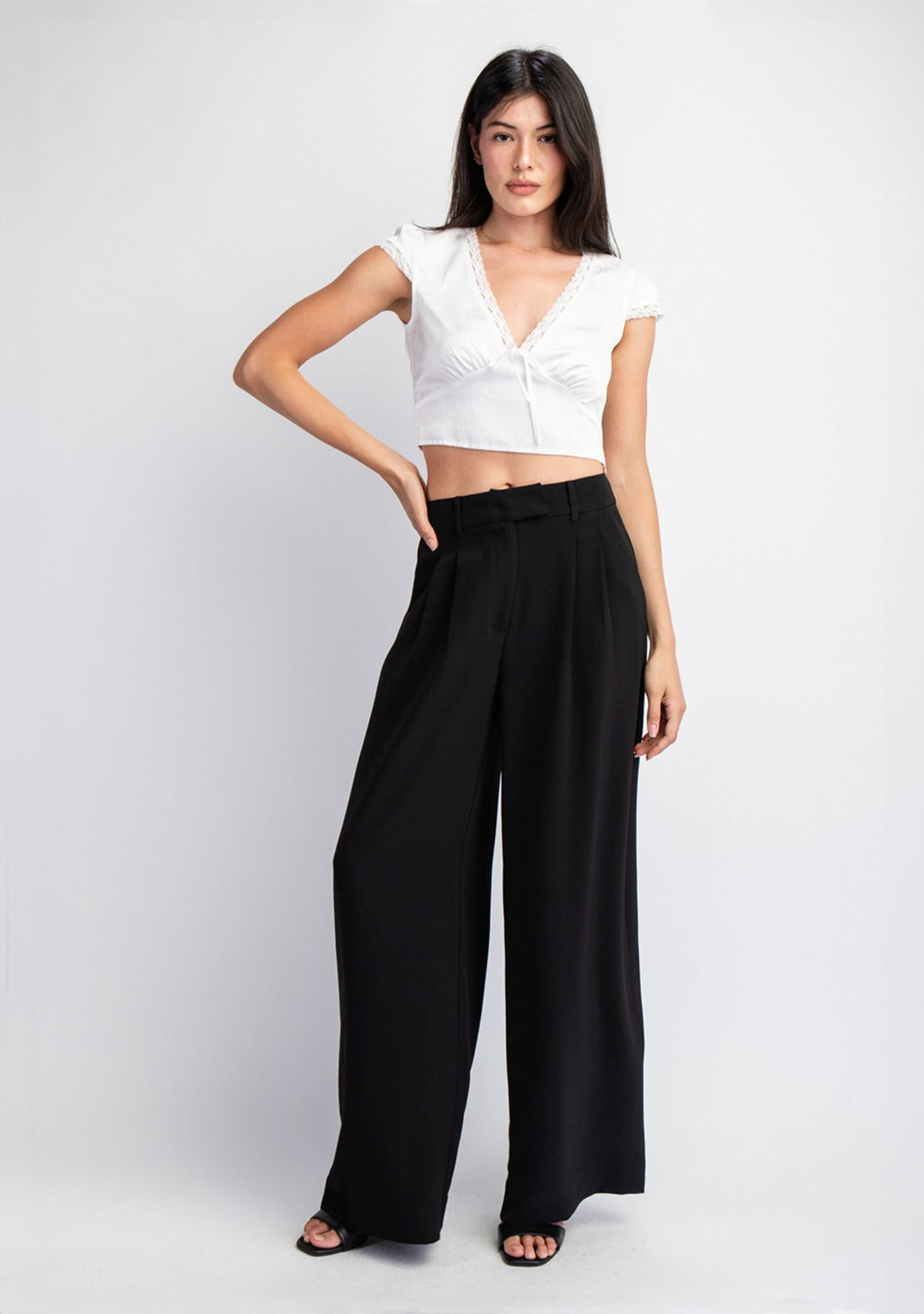 Cap Sleeves Satin Crop Top With Edge Lace