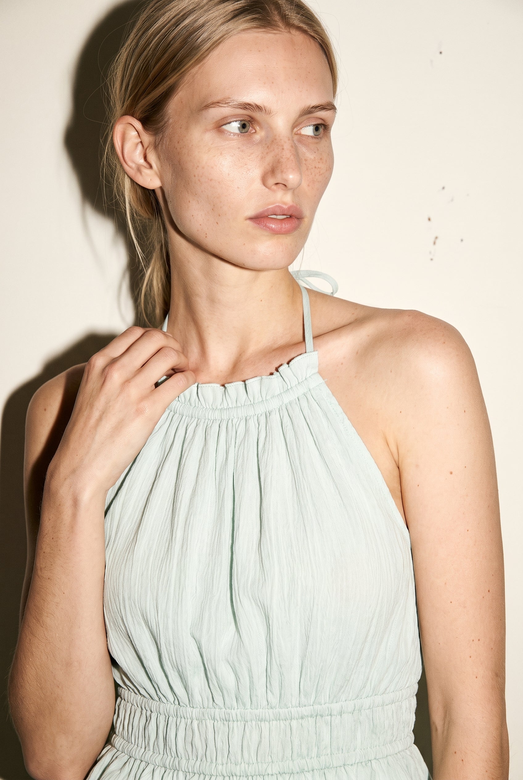 Washed Halter Top Mint Aakaa