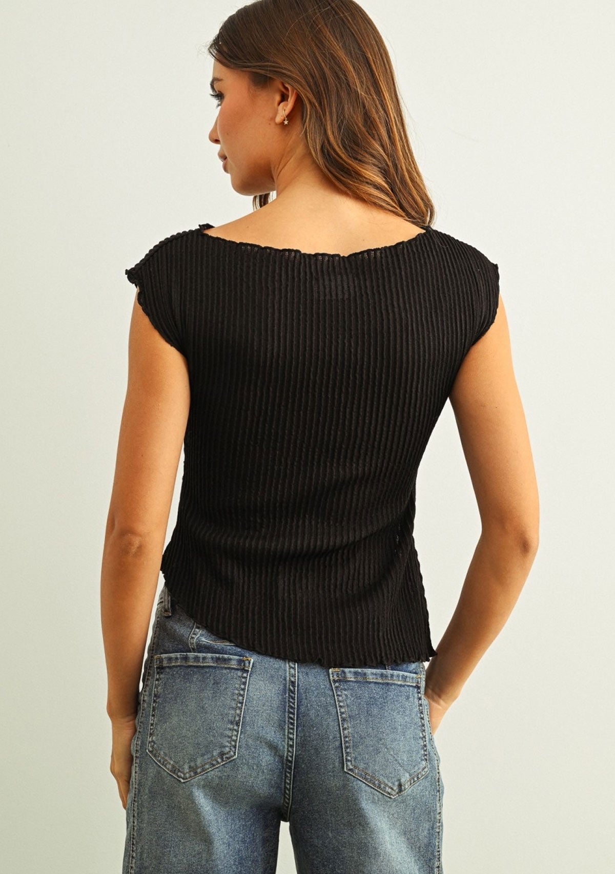 Crinkled Fabric Cap Sleeve Top With Shirring Detail Black